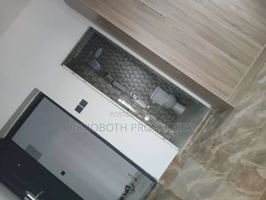 4bdrm Duplex in Elewure, Akala Express for sale