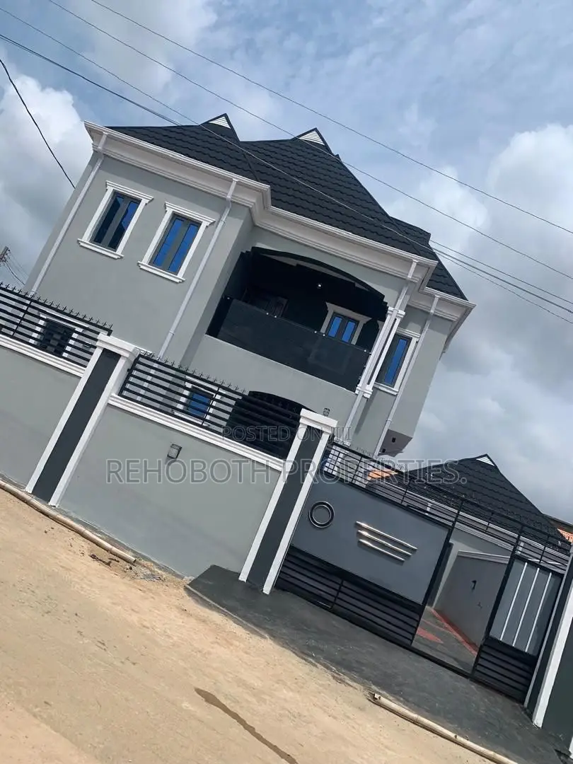 4bdrm Duplex in Elewure, Akala Express for sale