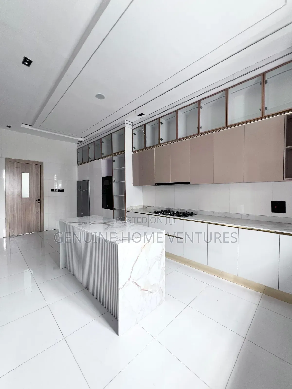 5bdrm Duplex in Vgc, Ikota for sale