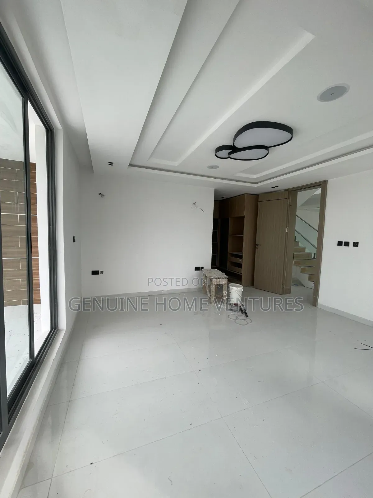 5bdrm Duplex in Ikate, Lekki Phase 1 for sale