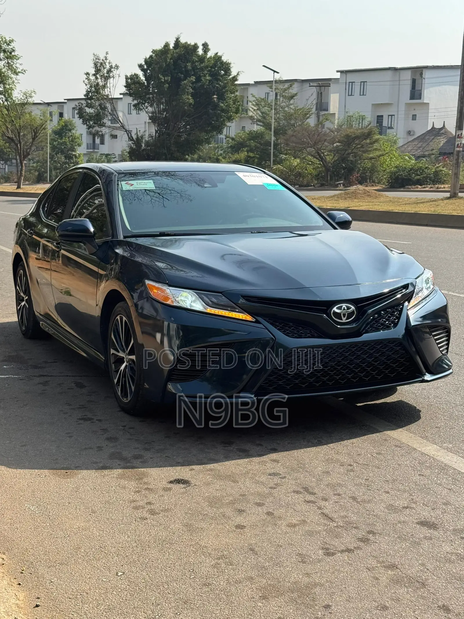 Toyota Camry SE (2.5L 4cyl 8A) 2019 Blue
