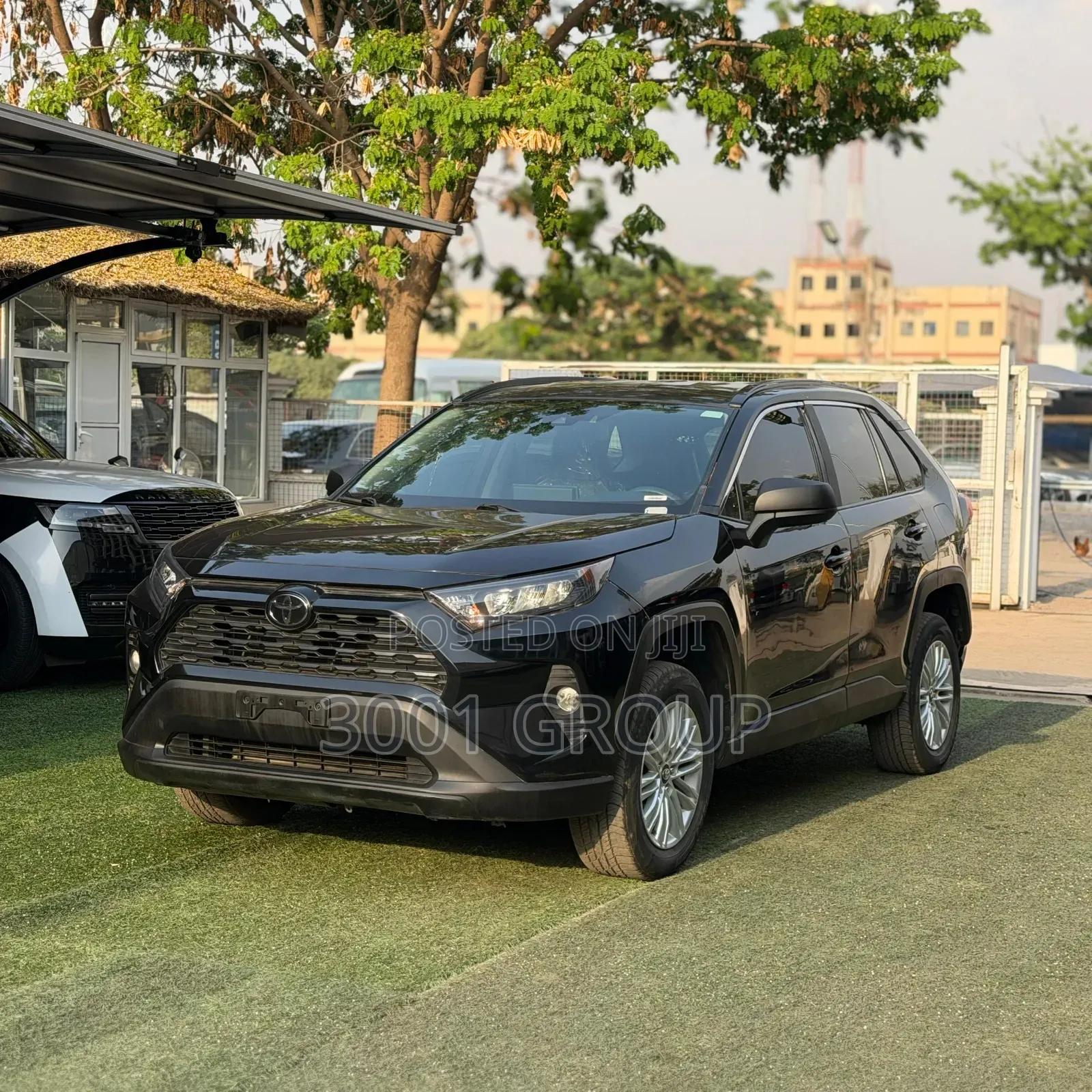 Toyota RAV4 LE 2021 Black
