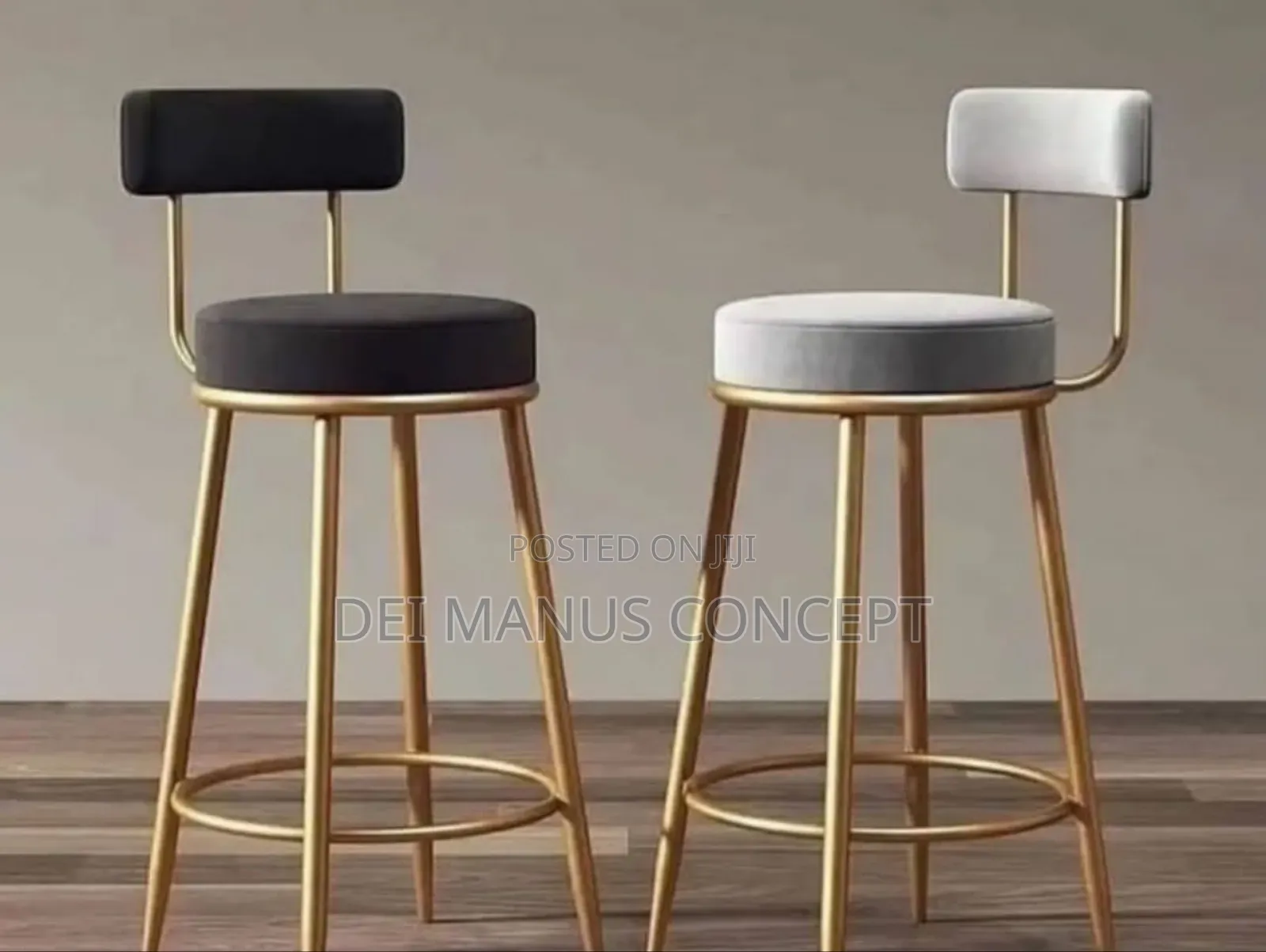 Affordable Bar Stool With Arm for Bar, Restaurant Lounge
