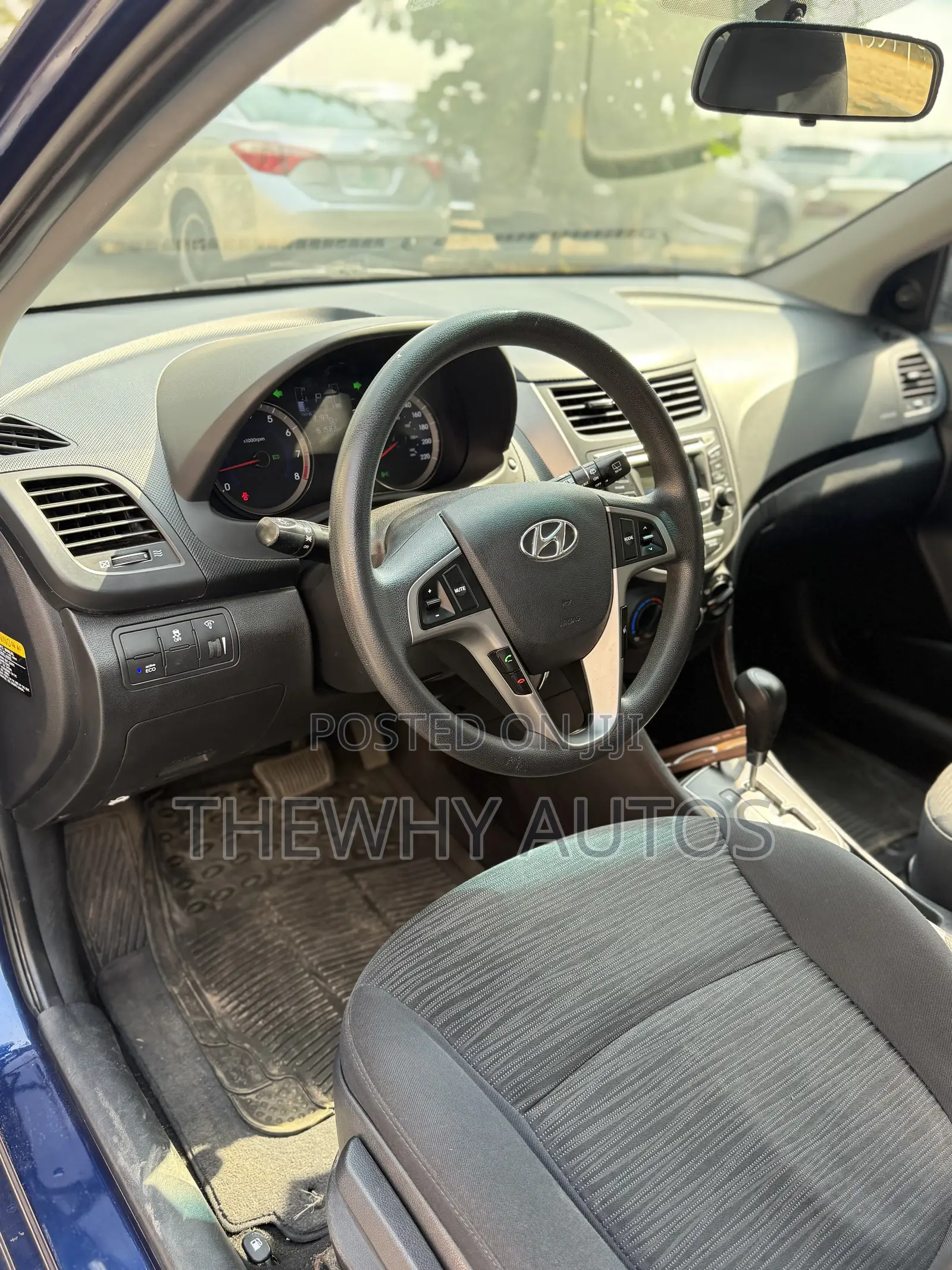 Hyundai Accent SE Sedan 2017 Blue