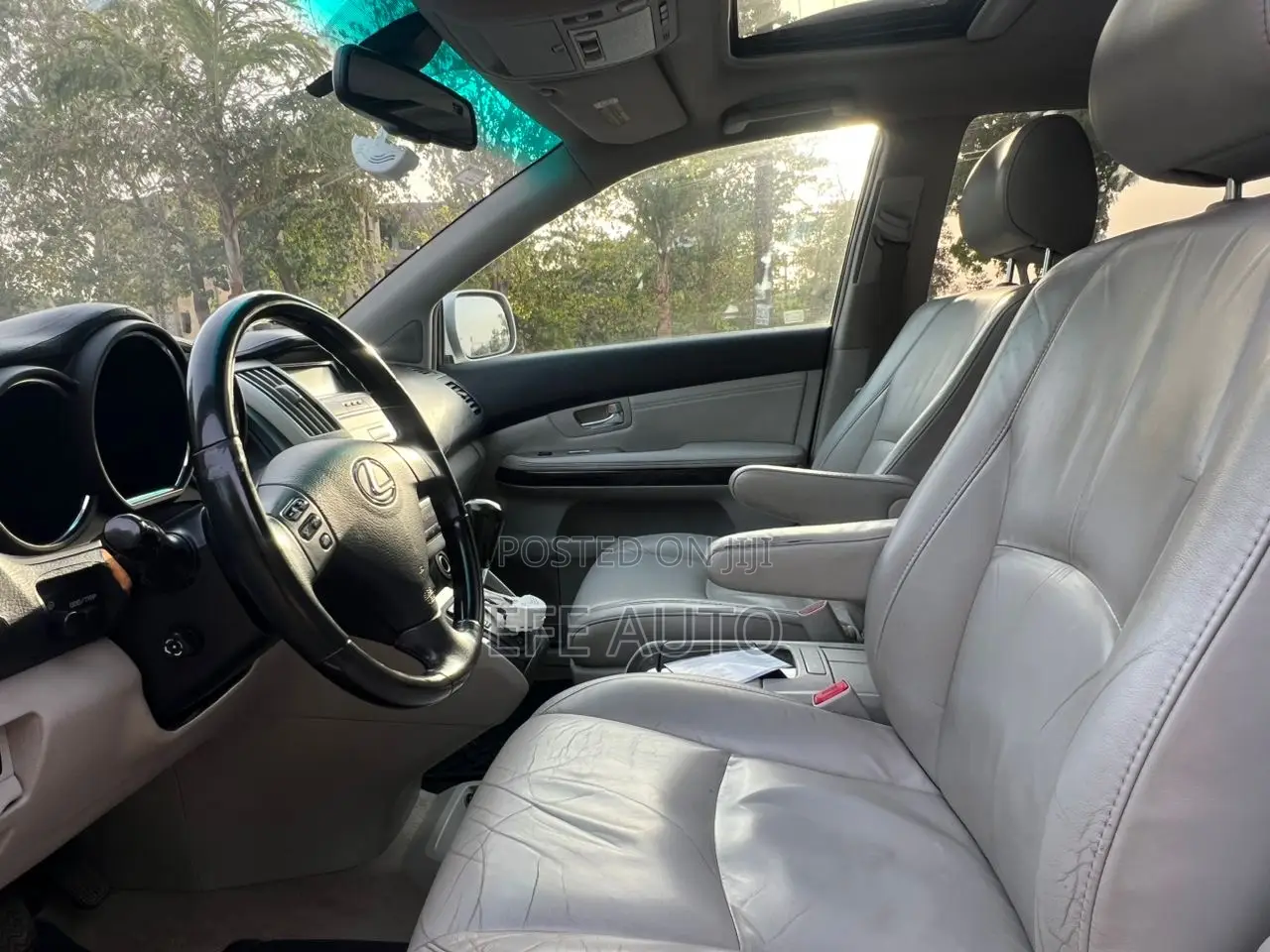 Lexus RX 350 2011 Gold