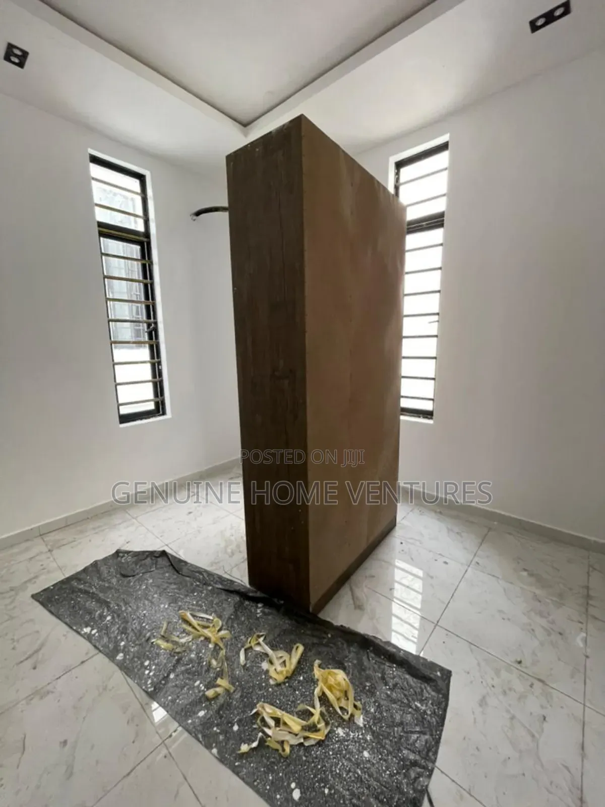 5bdrm Duplex in Chevron Lekki for sale