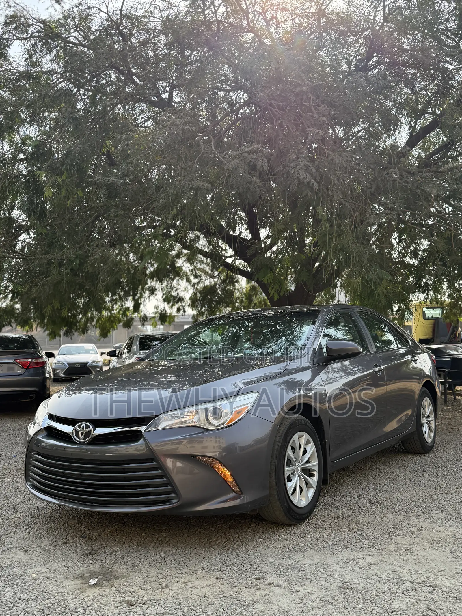 Toyota Camry LE 4dr Sedan (2.5L 4cyl 6A) 2015 Gray