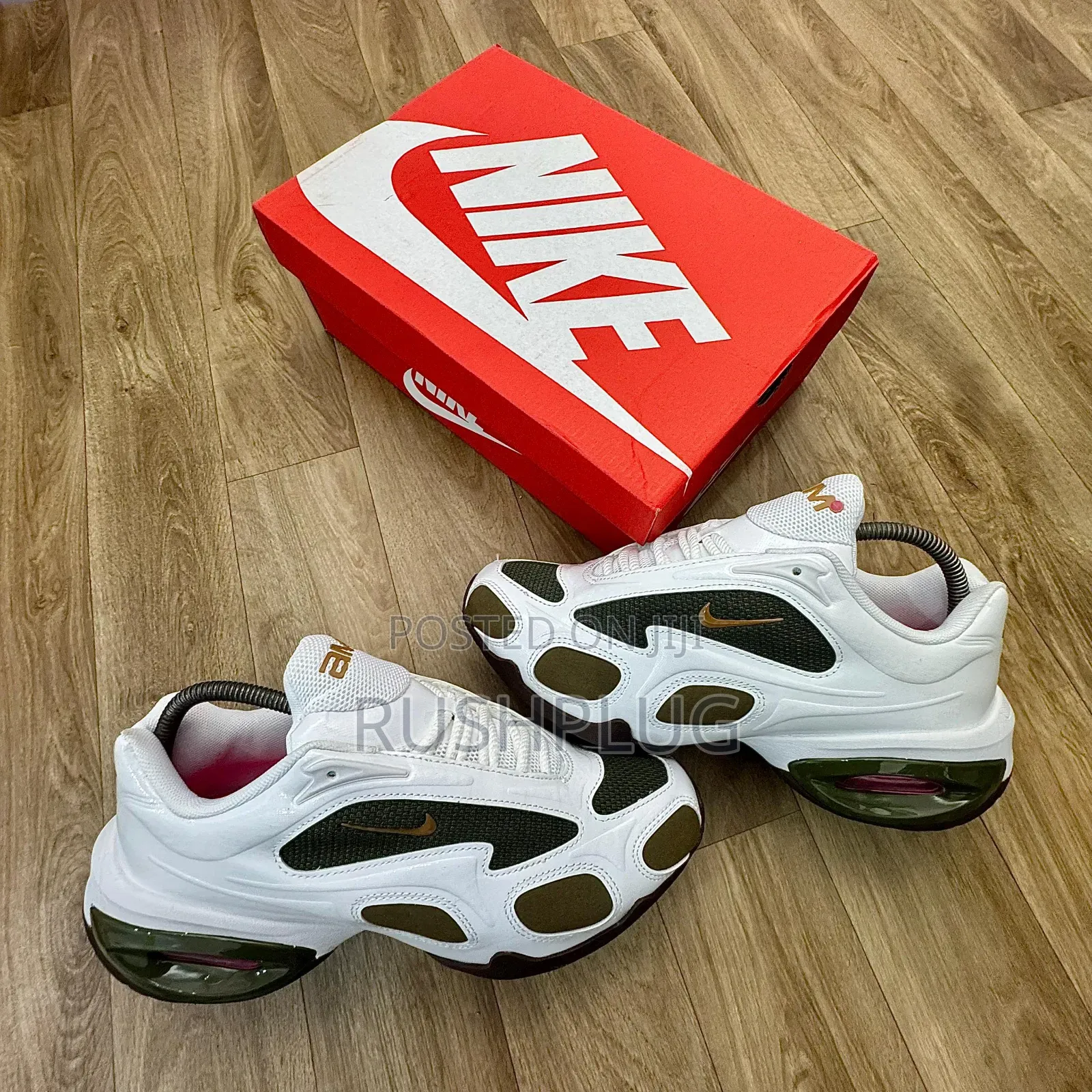 Nike Air Max Muse Luxury Sneakers