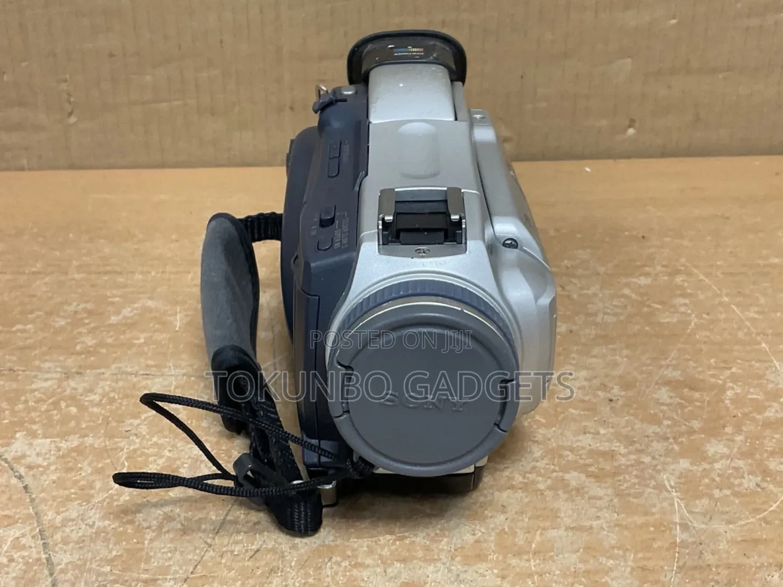 Sony Handycam DCR-Trv18e Handheld Minidv Camcorder