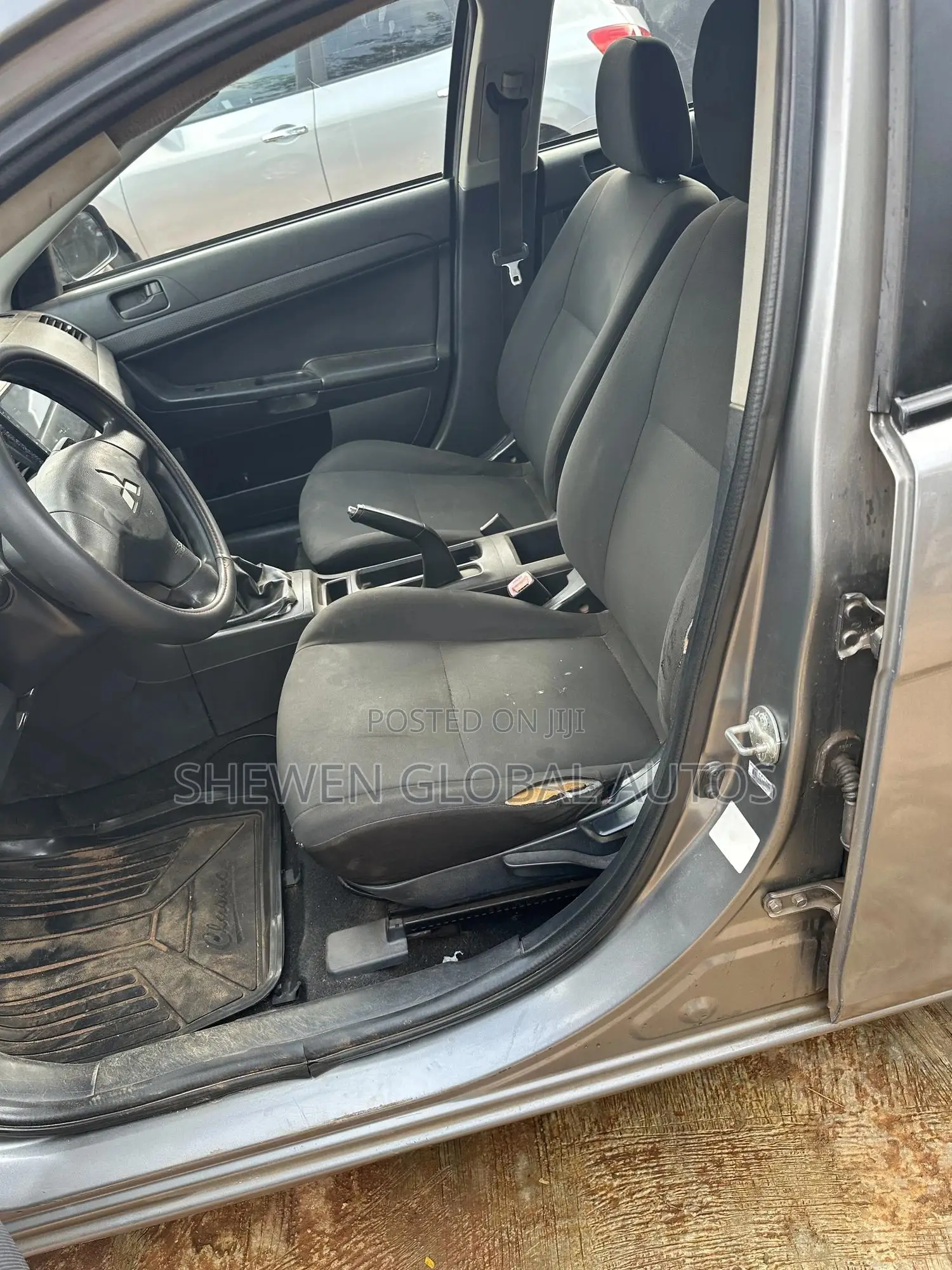 Mitsubishi Lancer 2011 Gray
