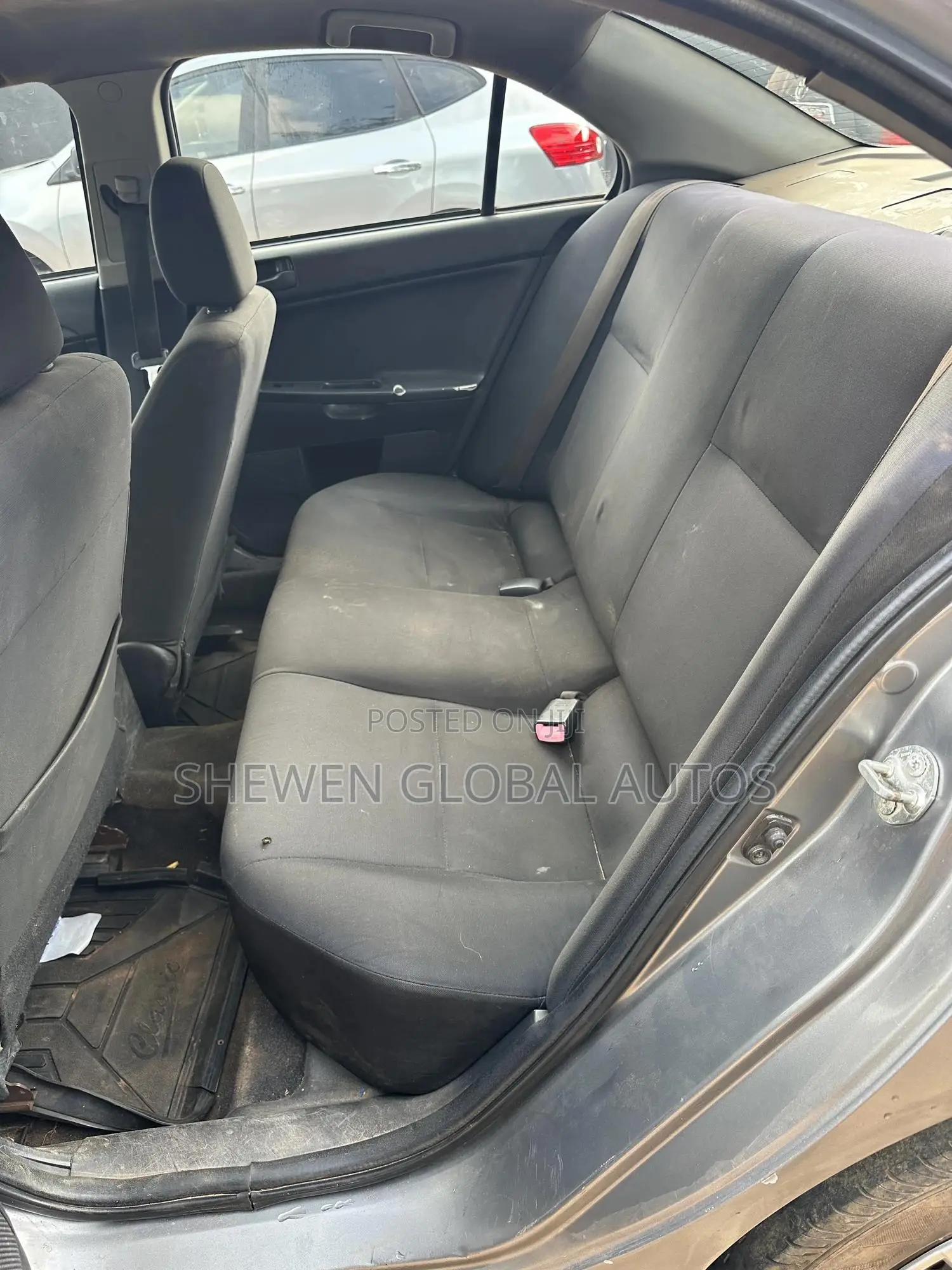 Mitsubishi Lancer 2011 Gray