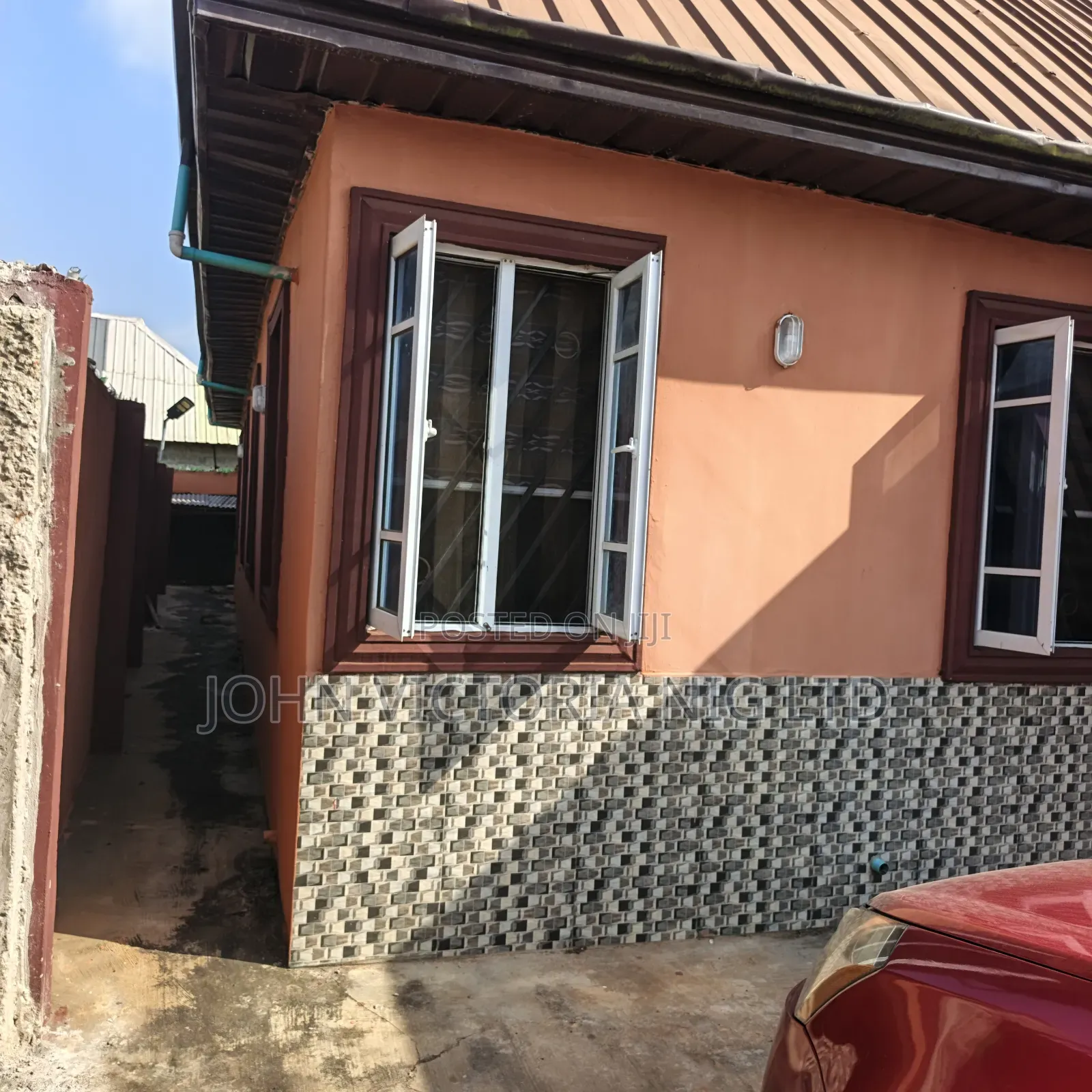 Furnished 3bdrm Bungalow in Iragon Ikoga Mowo for sale