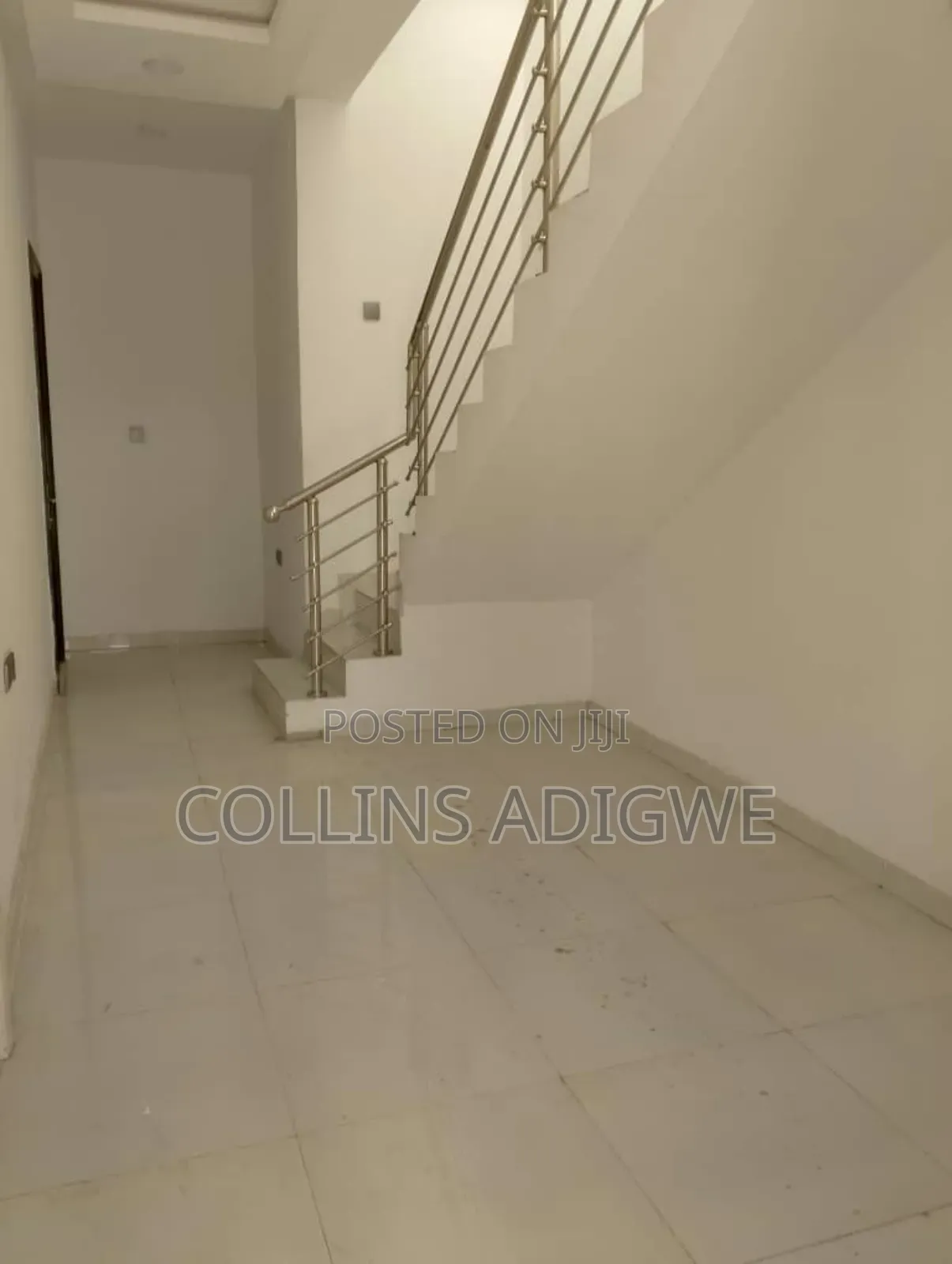 4bdrm Duplex in Orchid, Chevron for sale