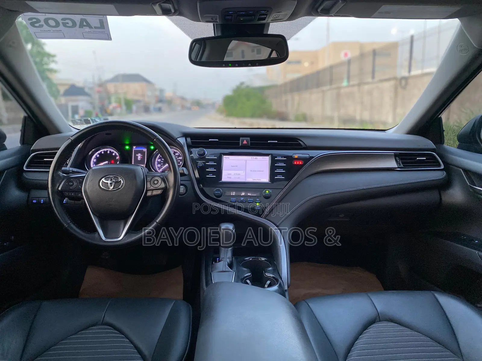 Toyota Camry SE (2.5L 4cyl 8A) 2019 Gray