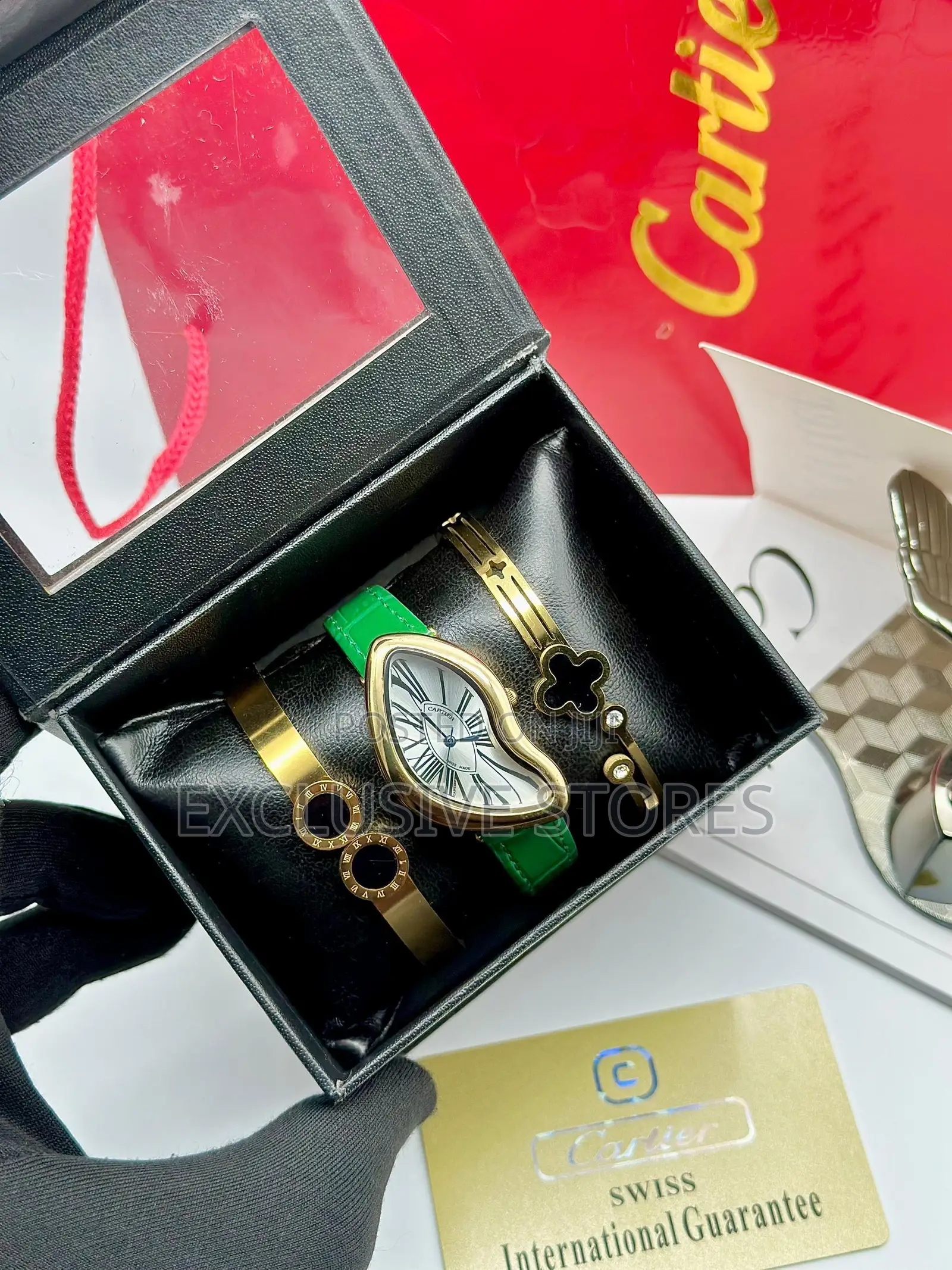 Cartier Ladies Watch Bracelet Set