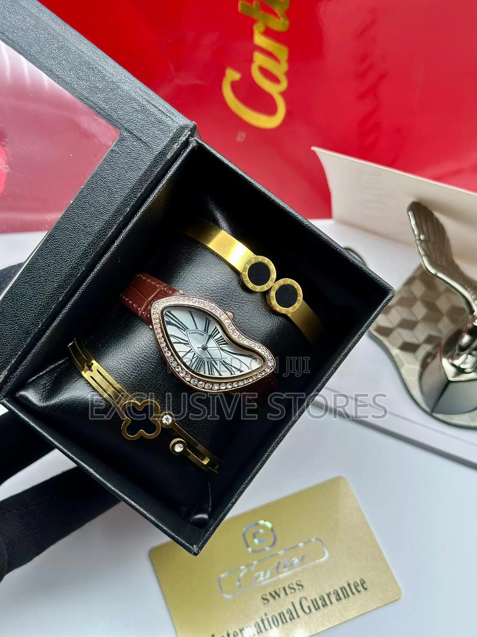 Cartier Ladies Watch Bracelet Set