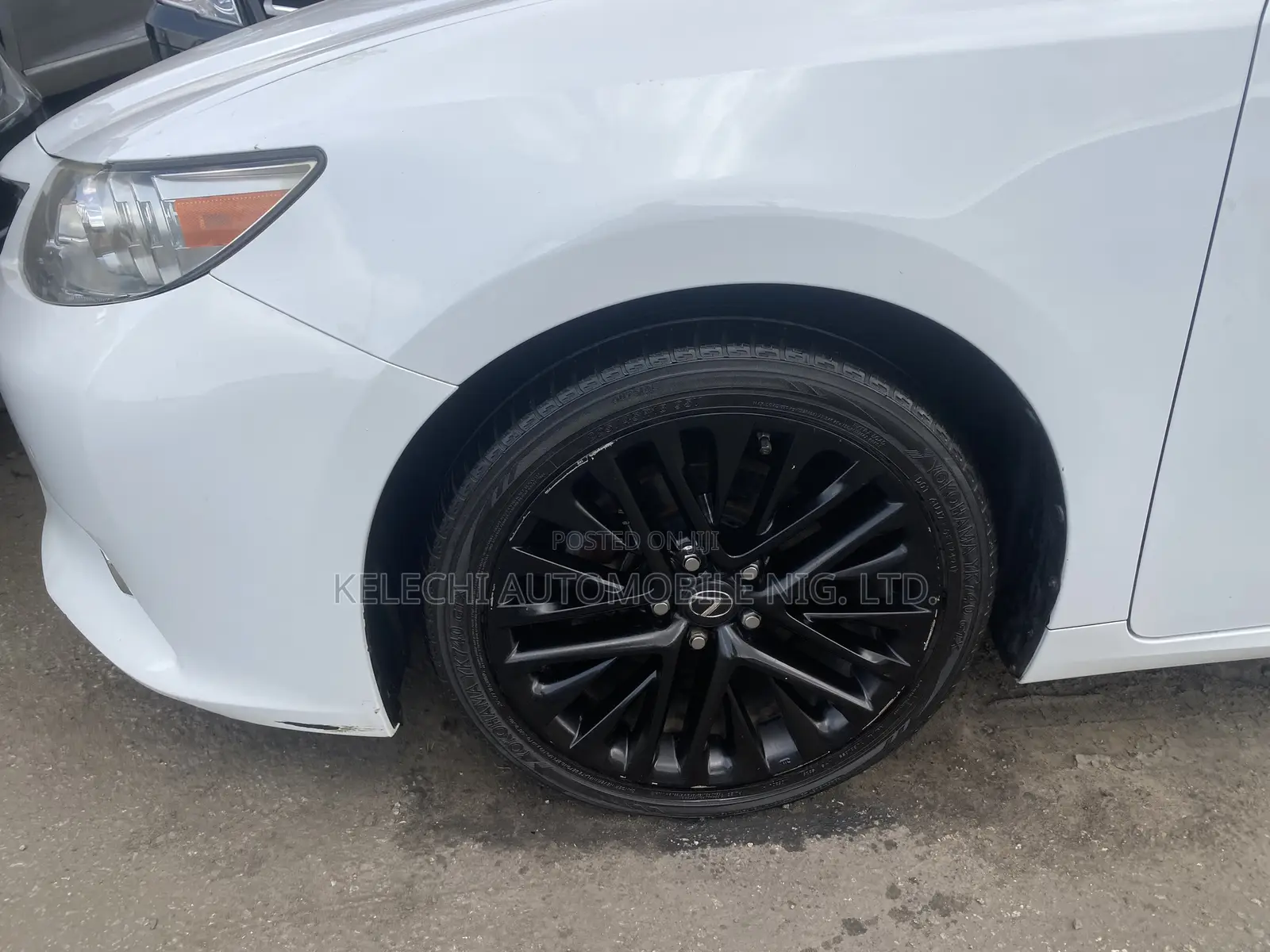 Lexus ES 350 FWD 2014 White
