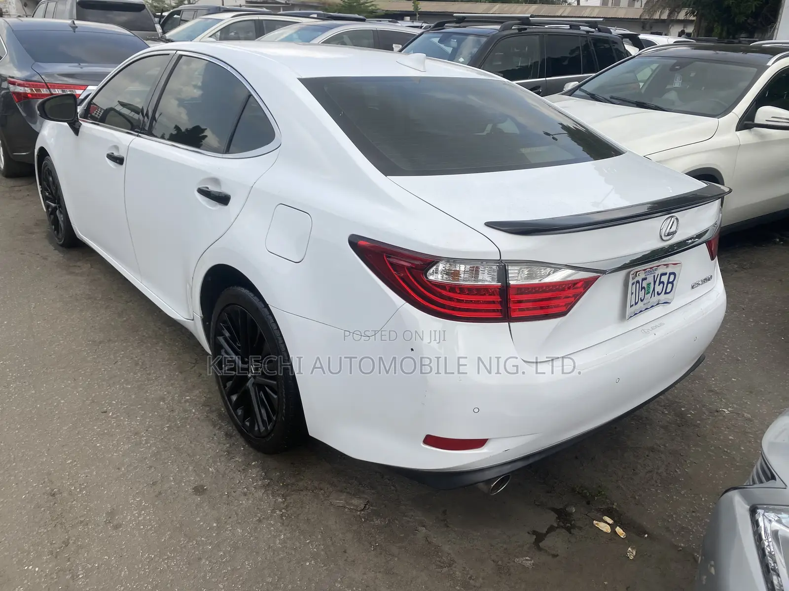 Lexus ES 350 FWD 2014 White