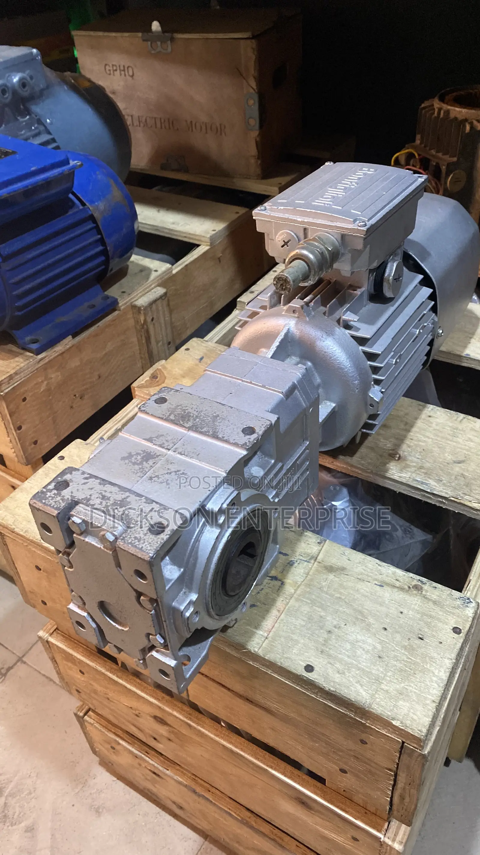Gear Motor Bonfigloli 1.5kw (2hp) 1390rpm