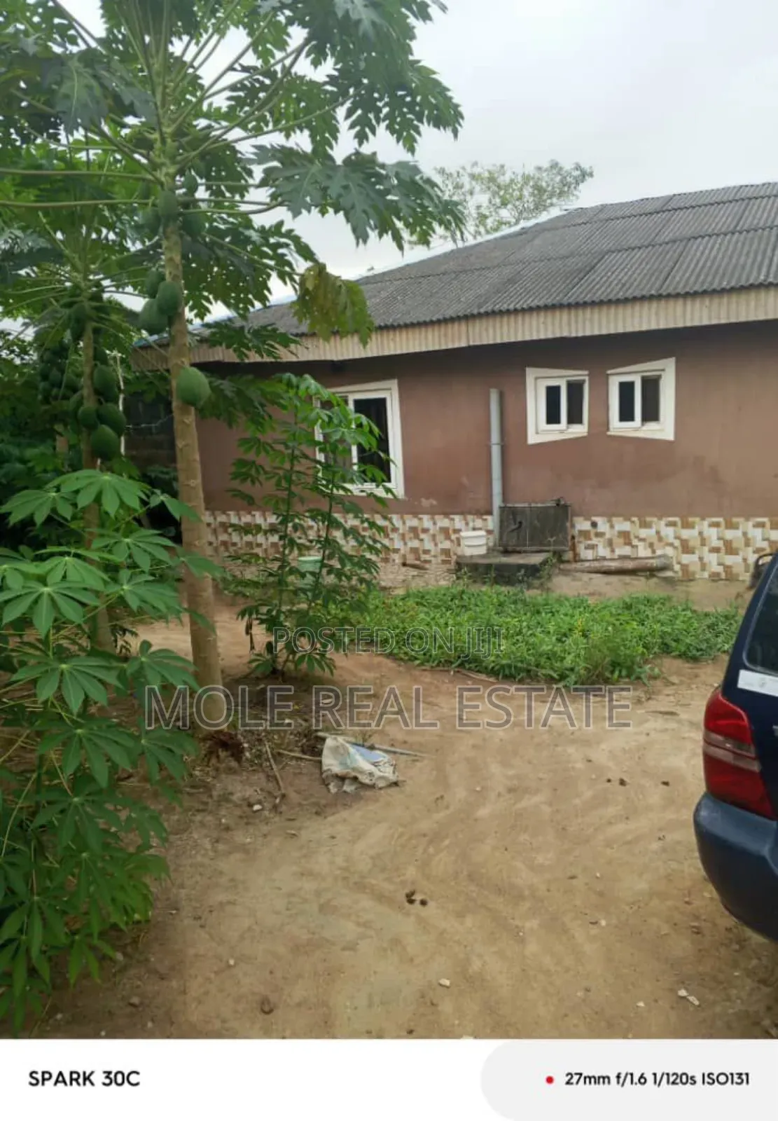12 Plots Fenced Monastery Road Sangotedo Leki