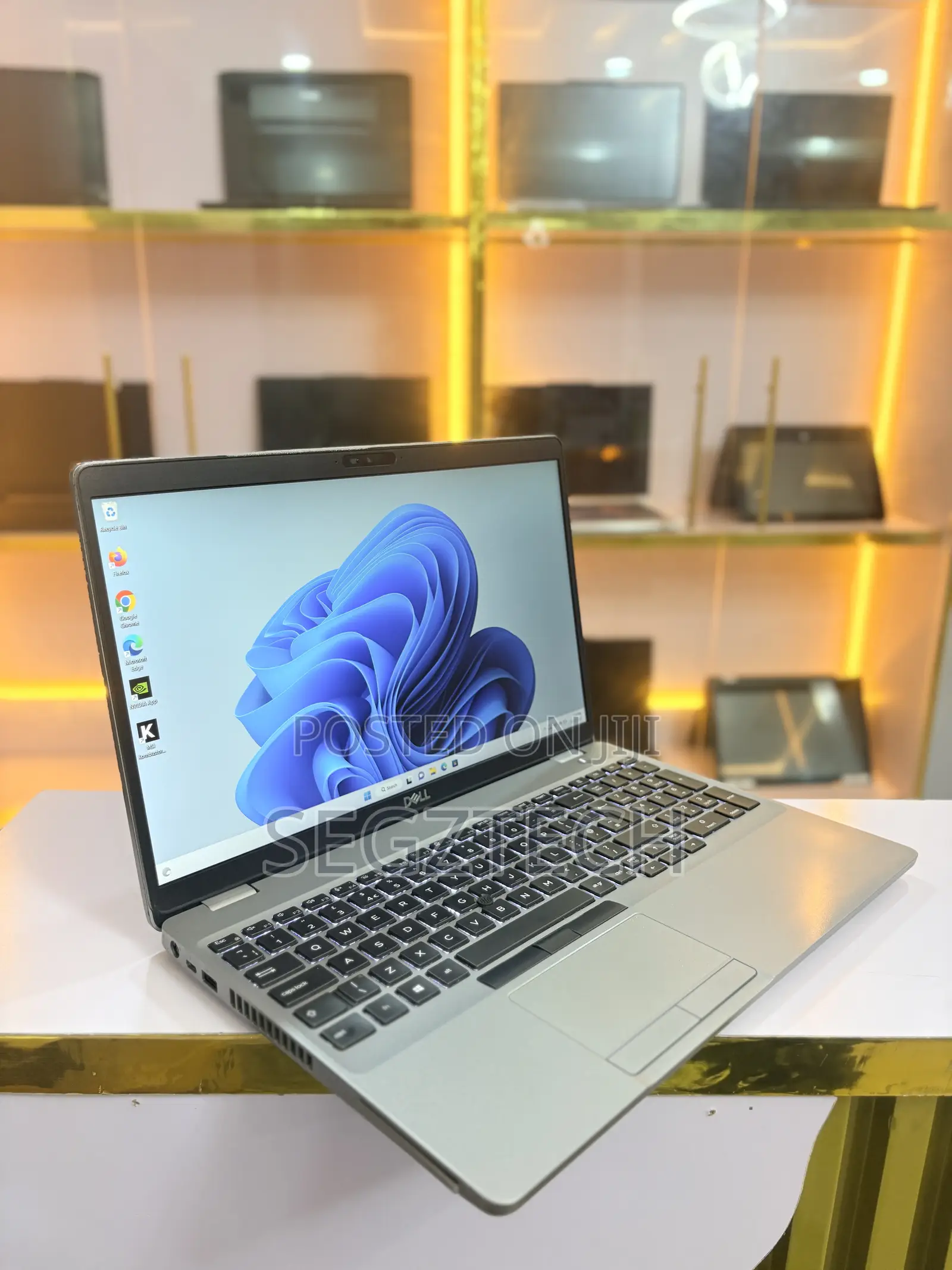 Laptop Dell Precision 15 3551 16GB Intel Core I7 SSD 512GB