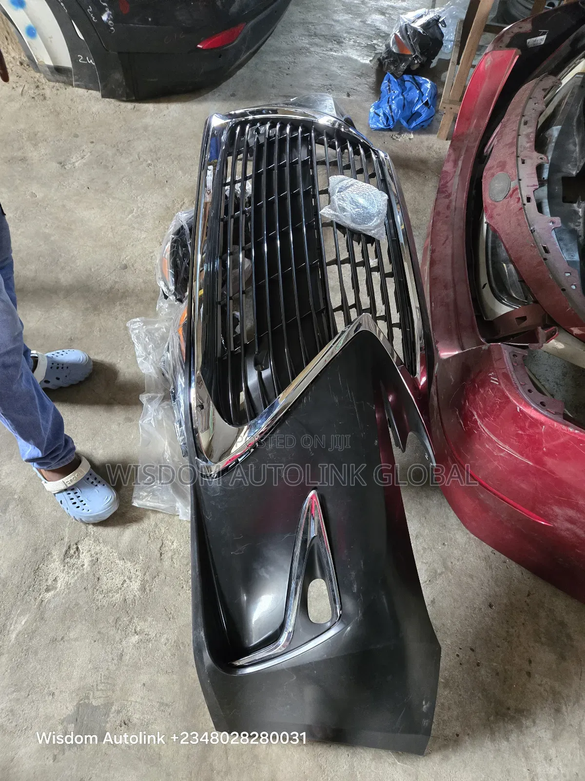 Complete Front Bumper For Lexus Es350 2018-2020 Brand New Original