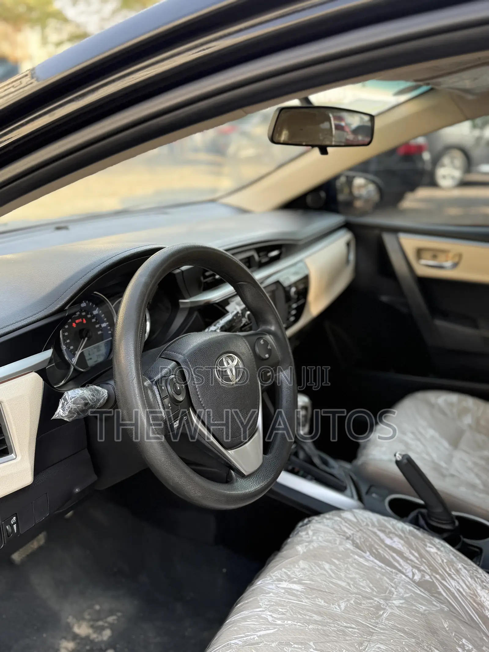 Toyota Corolla LE 4dr Sedan (1.8L 4cyl CVT) 2015 Black