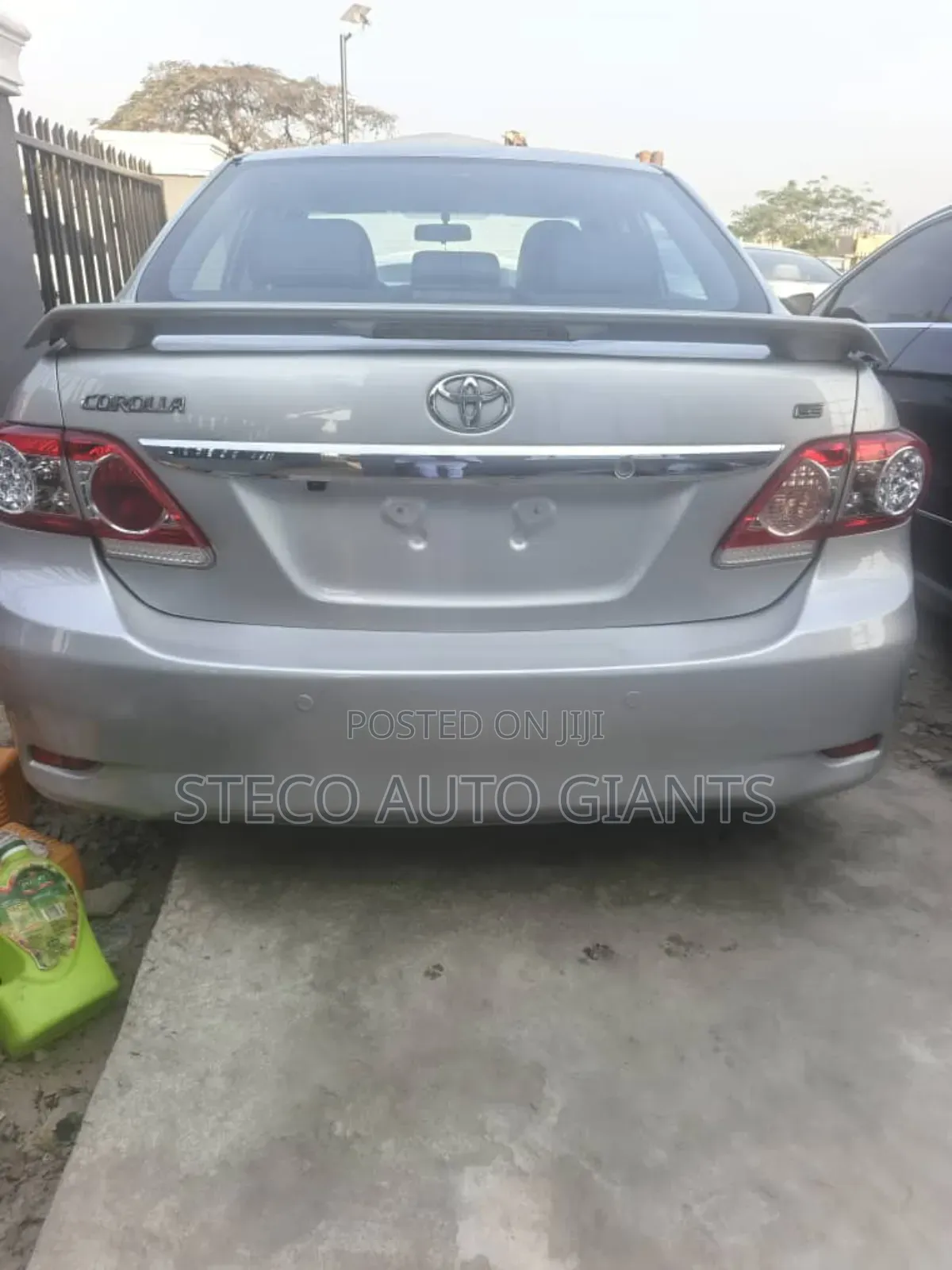 Toyota Corolla 2012 Silver