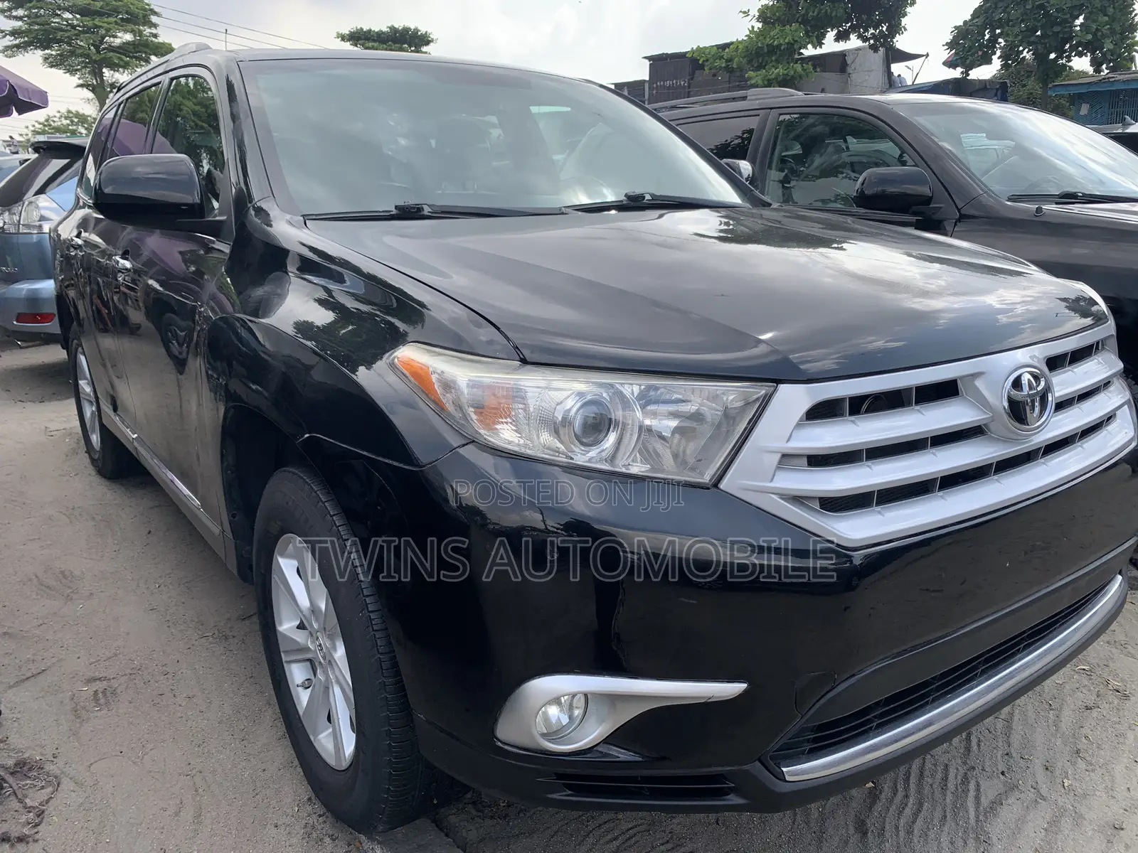 Toyota Highlander Limited 3.5l 4WD 2013 Black