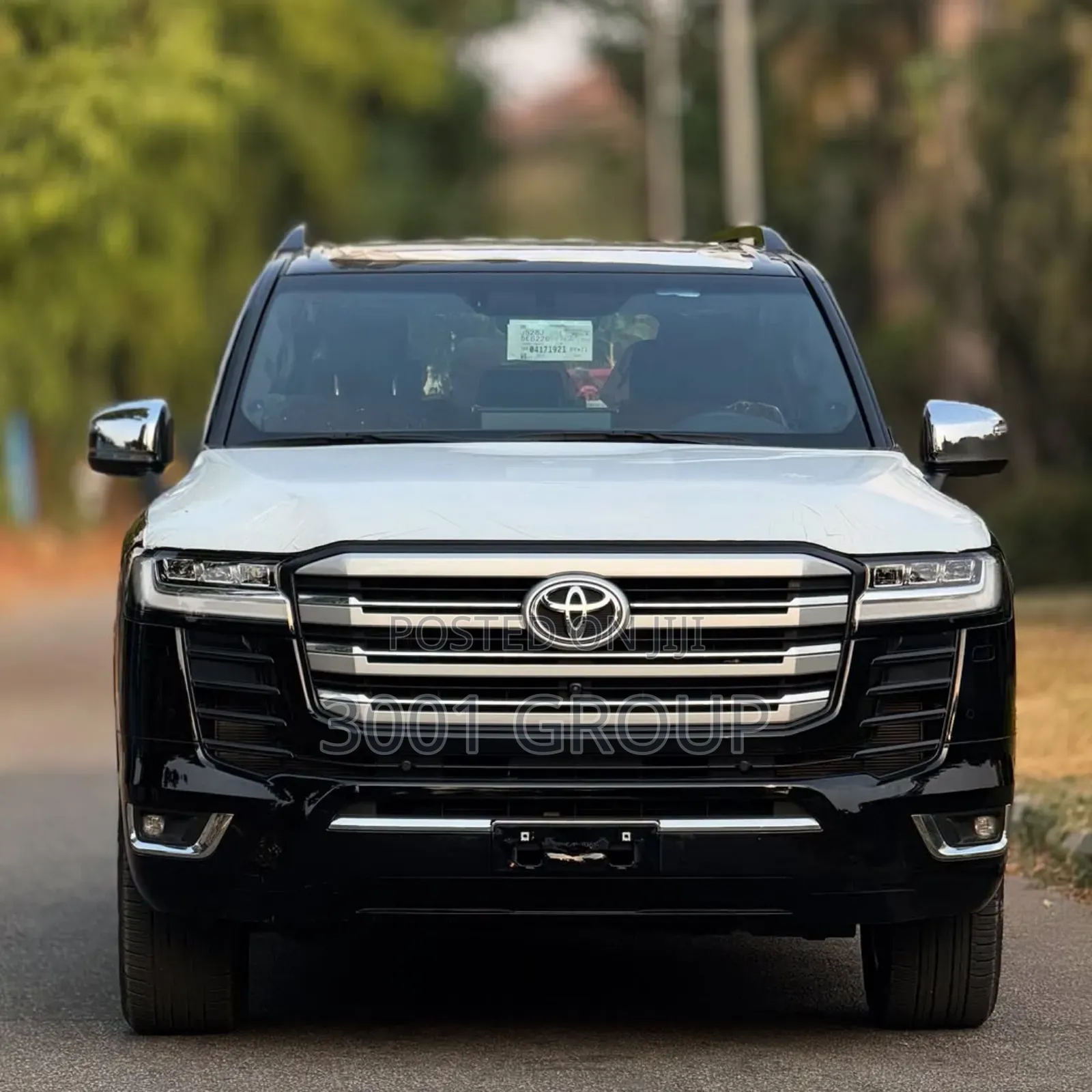 New Toyota Land Cruiser LC300 2025 Black