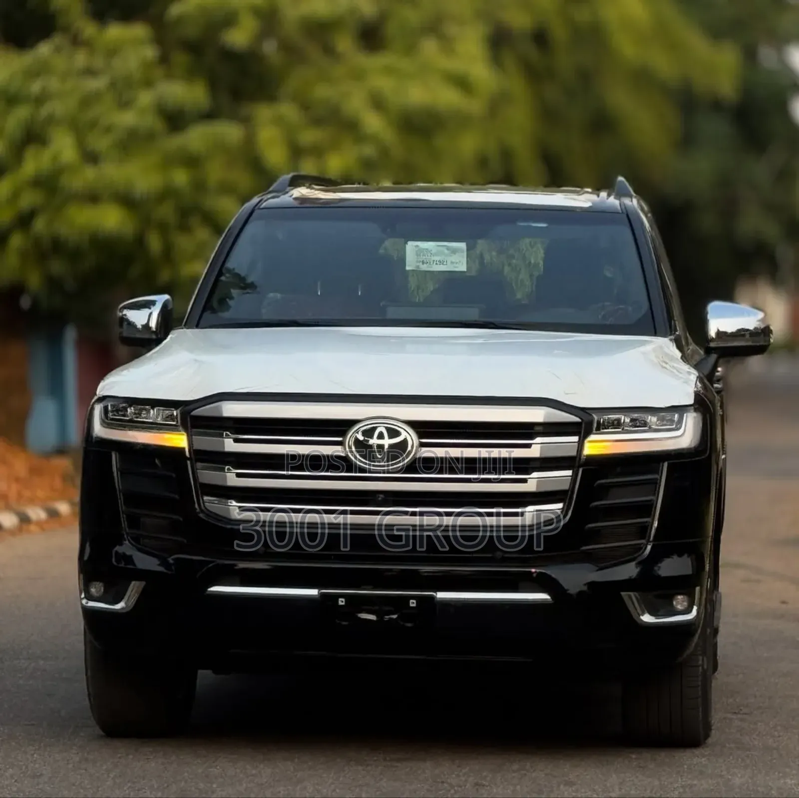 New Toyota Land Cruiser LC300 2025 Black