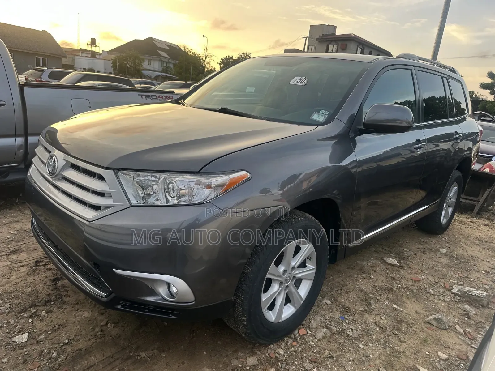 Toyota Highlander SE 3.5L 4WD 2013 Gray