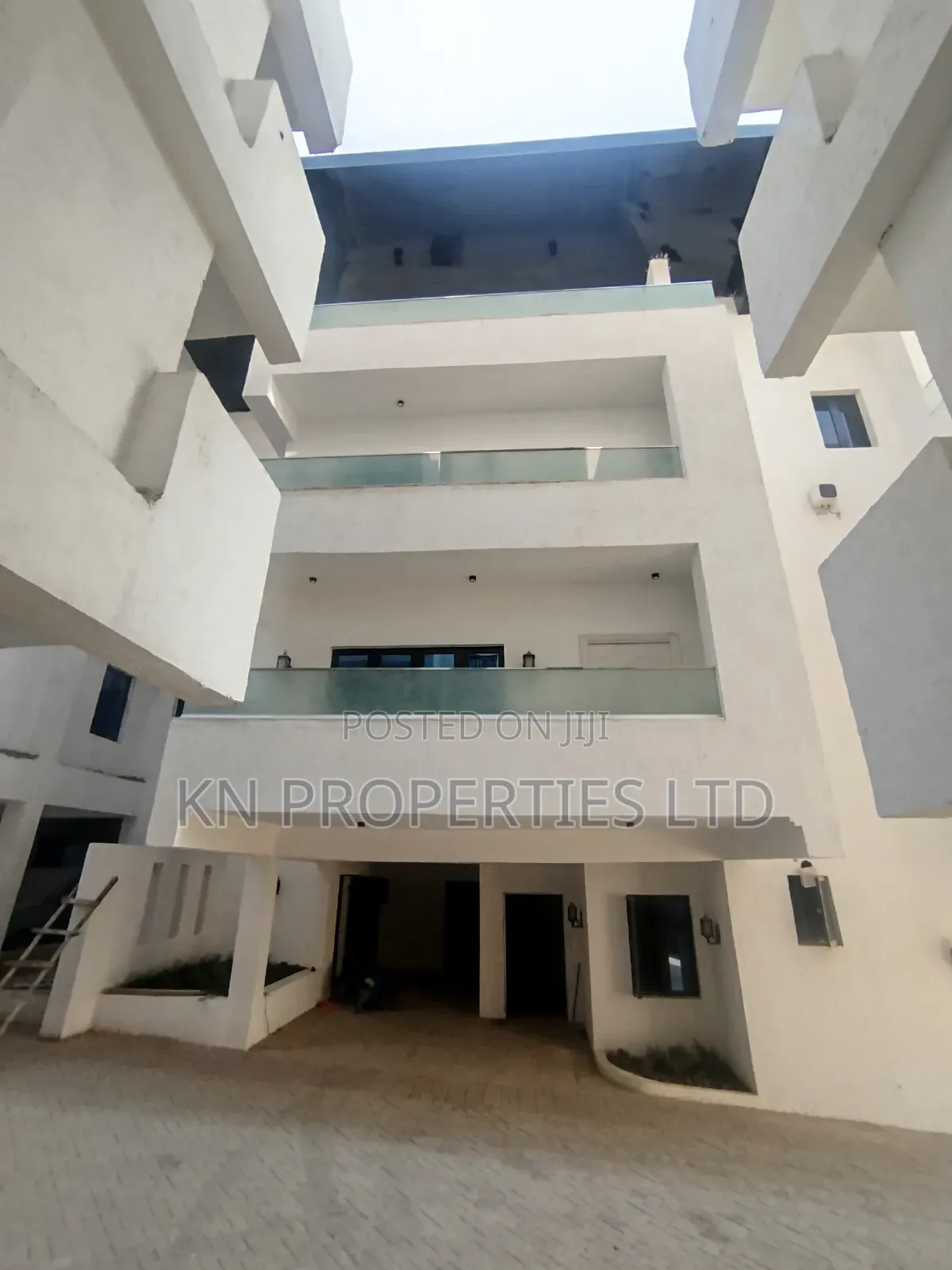 5bdrm Duplex in Diplomatic Zone, Asokoro for sale