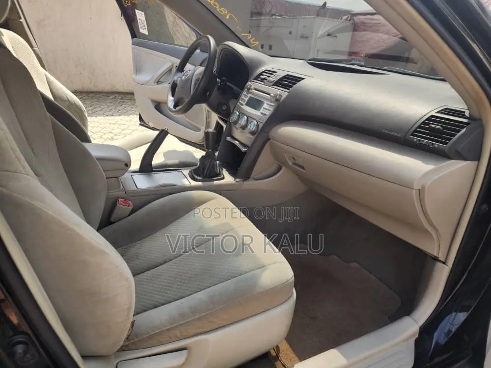 Toyota Camry LE 4dr Sedan (2.4L 4cyl 5A) 2008 Black