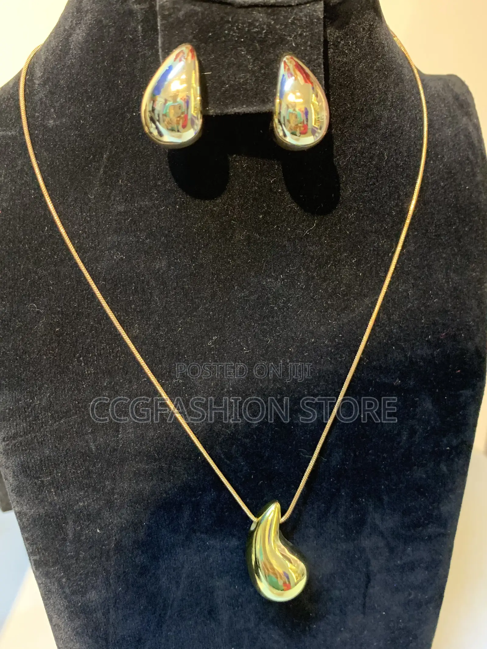 Fashion Necklace Set