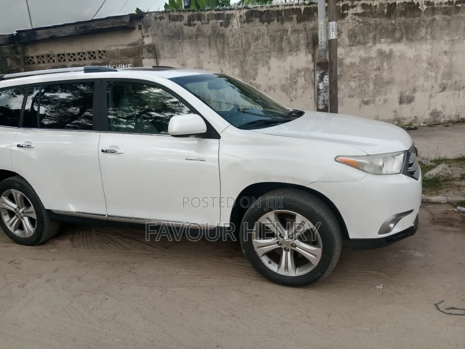 Toyota Highlander Limited 2011 White