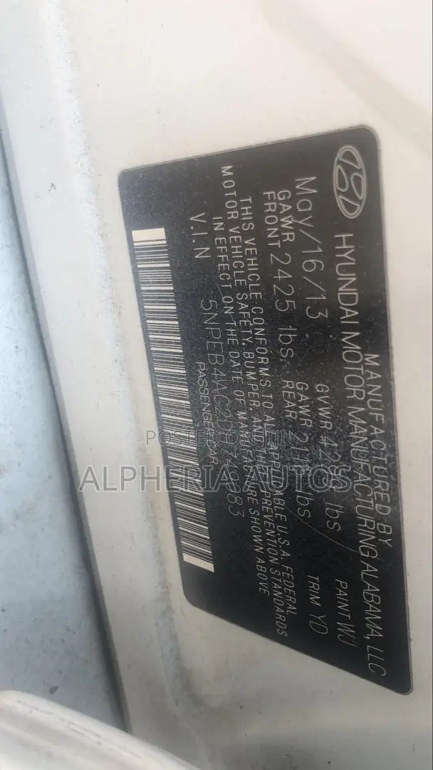 Hyundai Sonata SE 2.0T Sedan FWD (2.0L 4cyl 6A) 2013 White