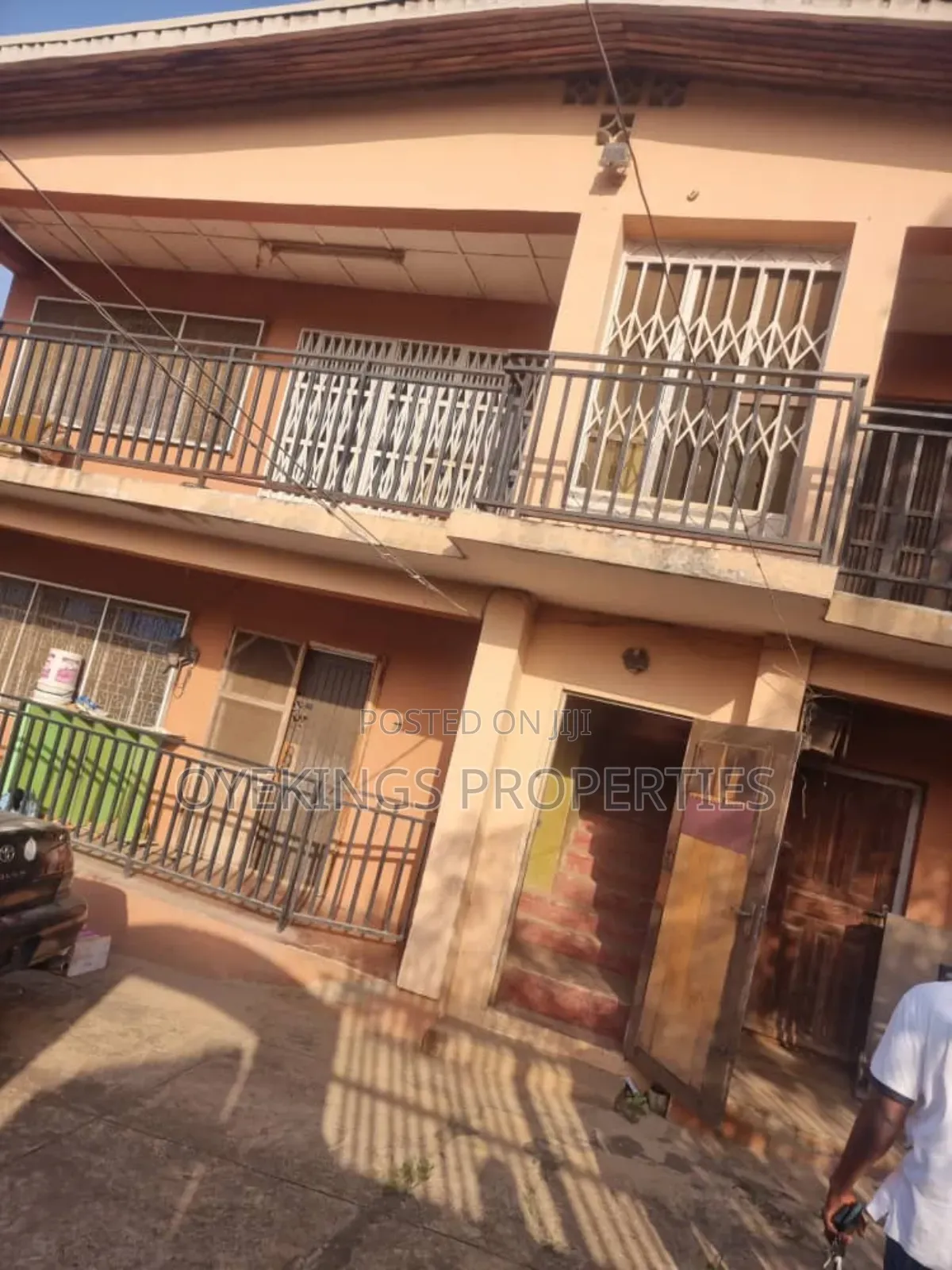 3bdrm Block of Flats in Orita Challenge, Akala Express for sale