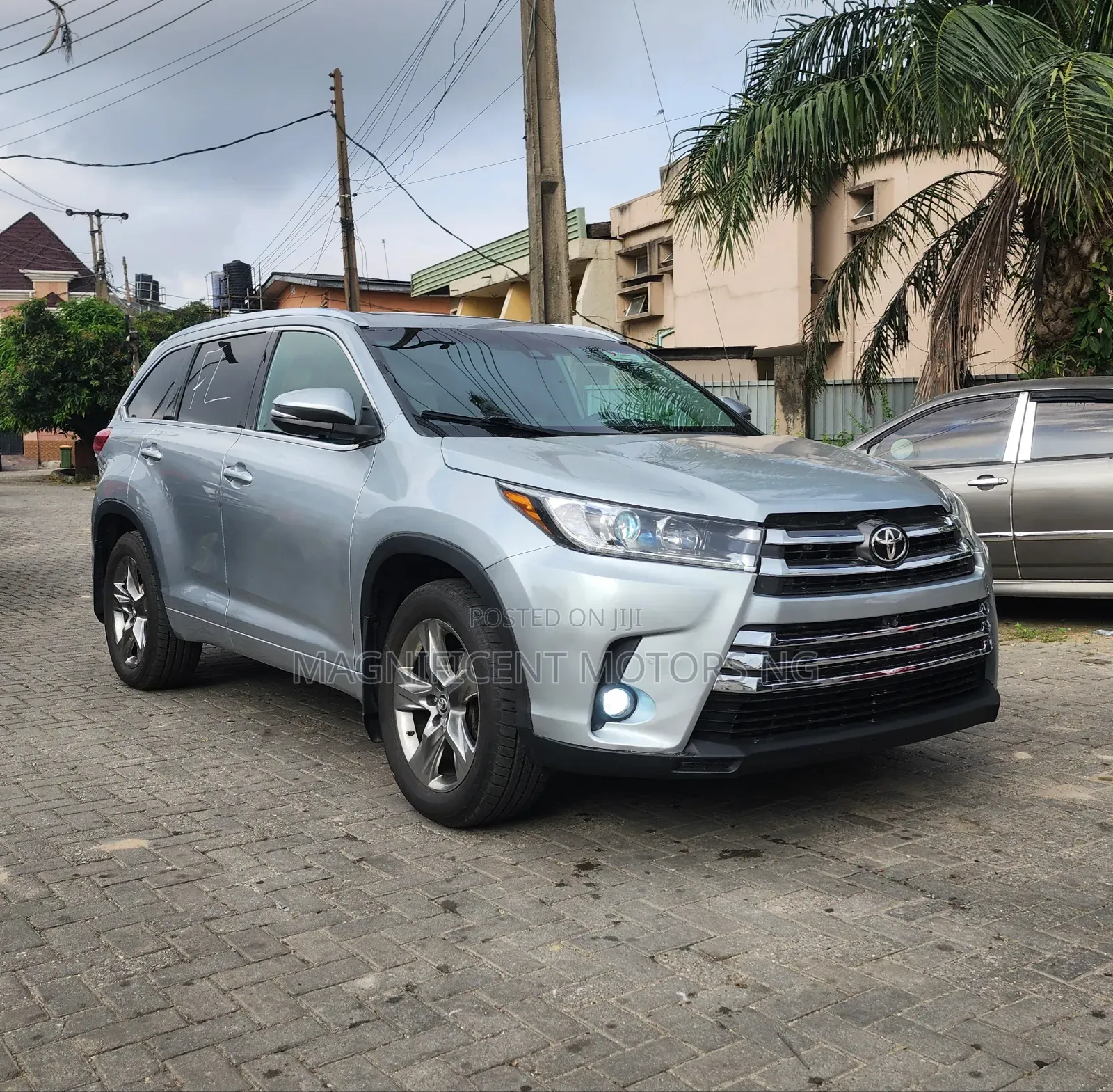 Toyota Highlander Limited Platinum 4x4 V6 (3.5L 6cyl 8A) 2018 Silver