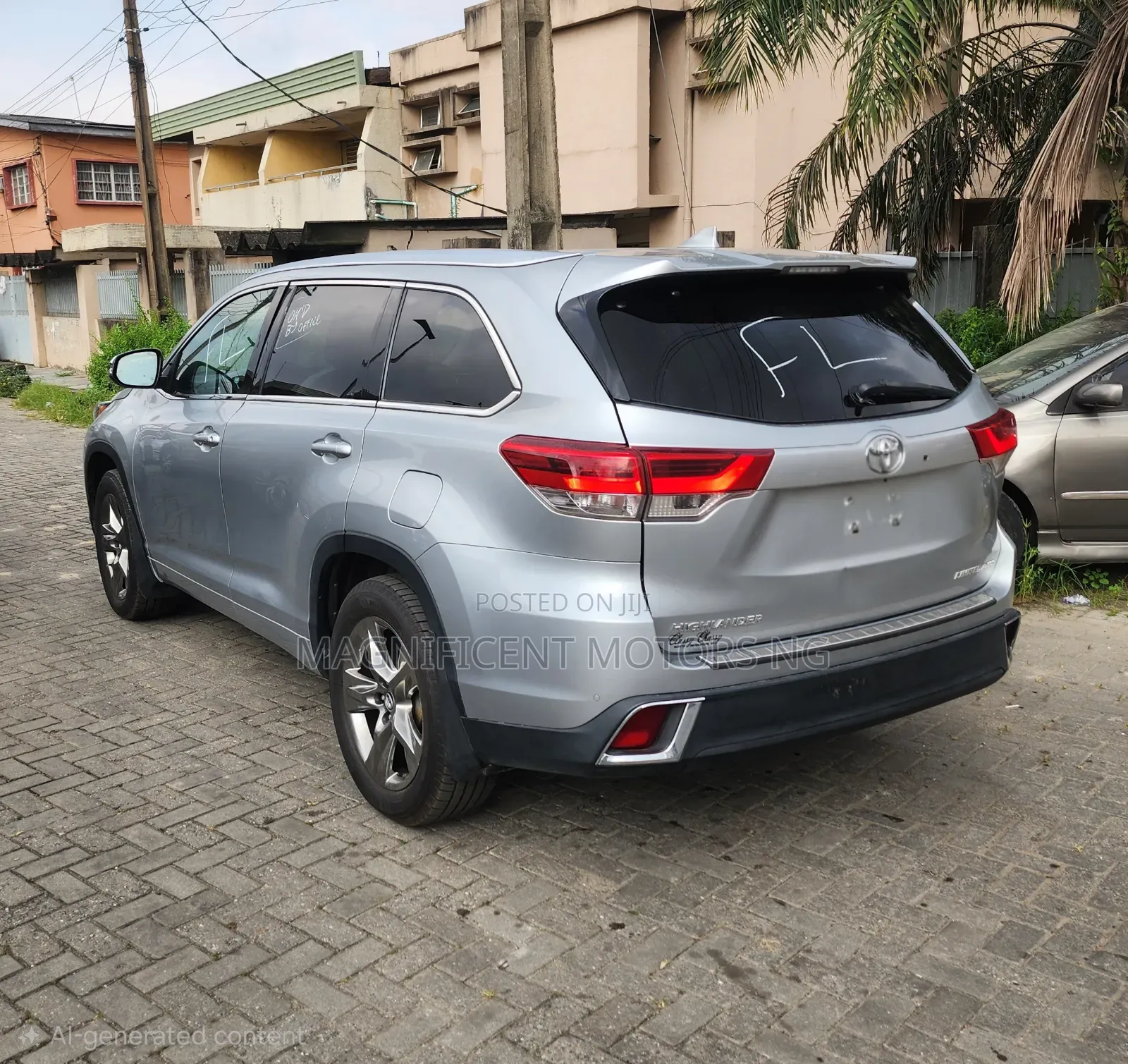 Toyota Highlander Limited Platinum 4x4 V6 (3.5L 6cyl 8A) 2018 Silver