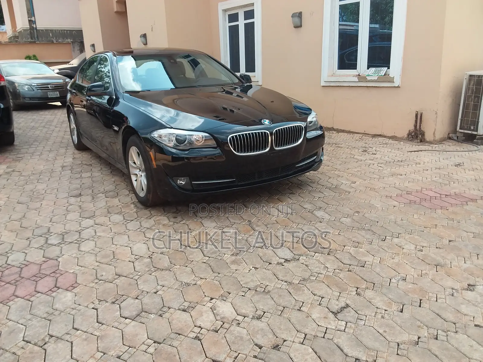 BMW 528i 2011 Black