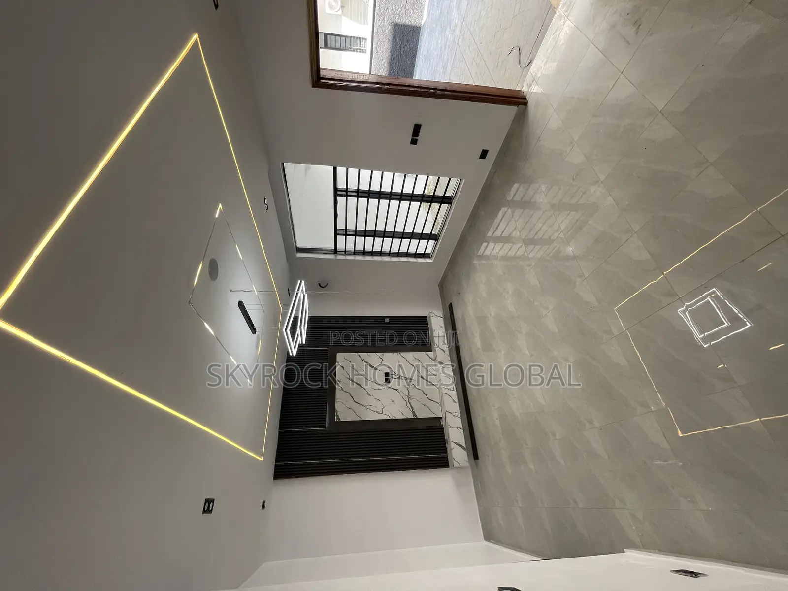 4bdrm Duplex in Ikota Villa for sale