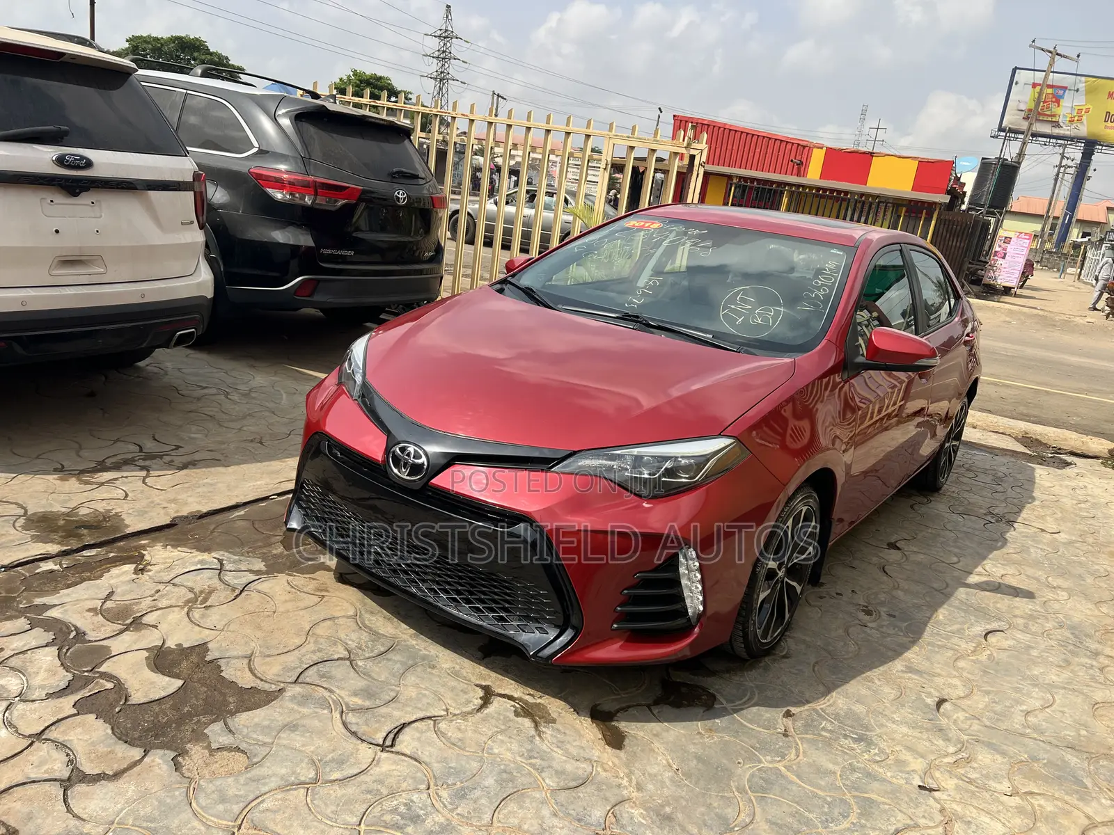 Toyota Corolla XSE (1.8L 4cyl 2A) 2018 Red