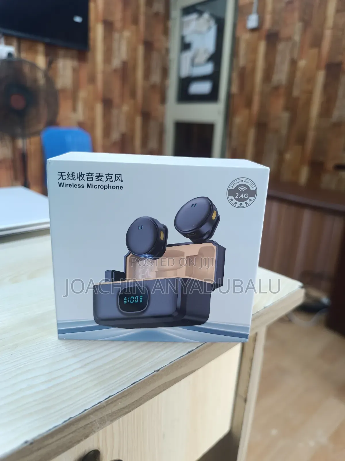 Professional Wireless Type-C Clip-on Microphone With Noise Reduction