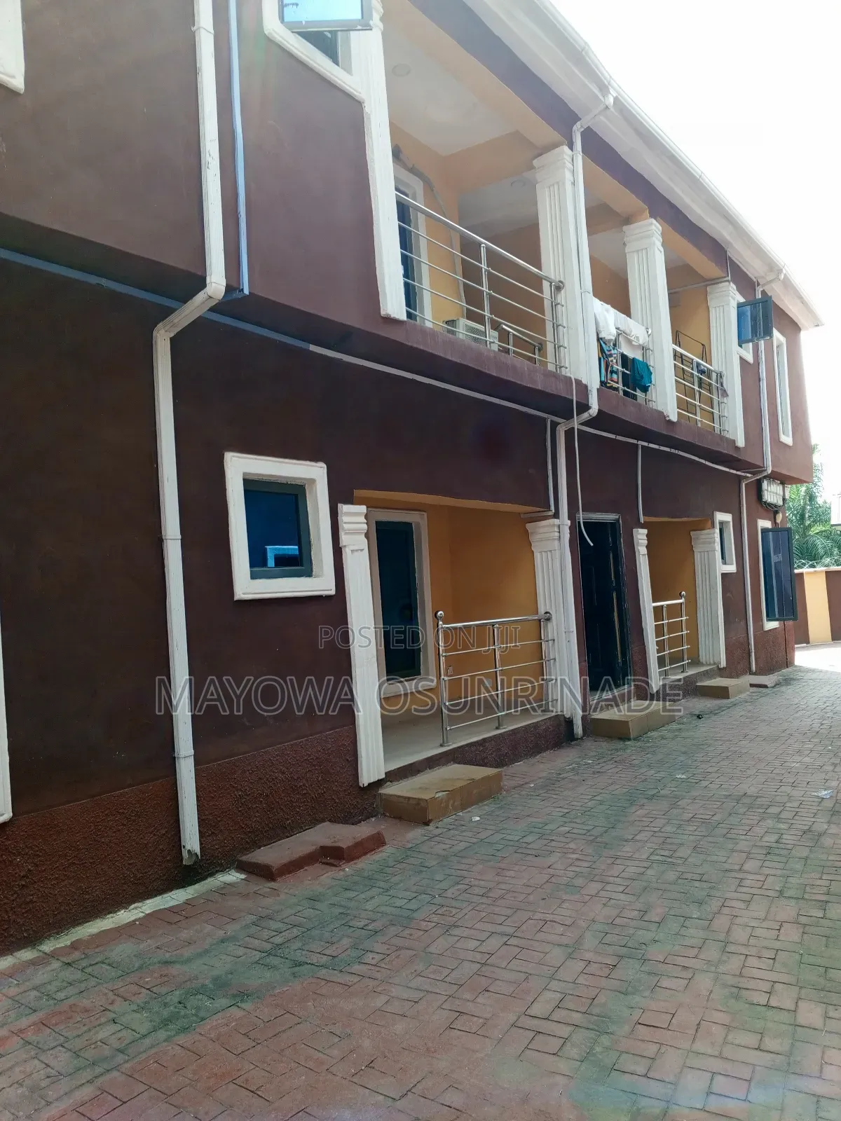 2bdrm Apartment in Ologuneru for rent