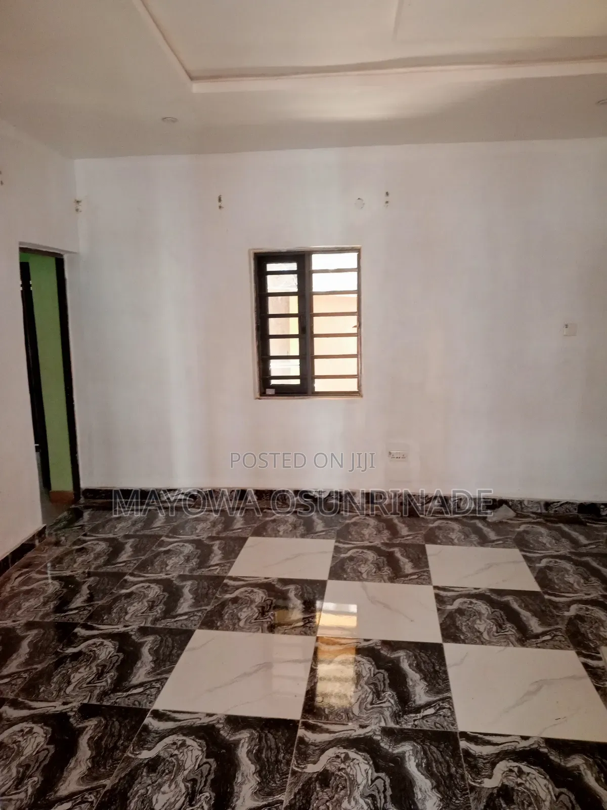 2bdrm Apartment in Ologuneru for rent
