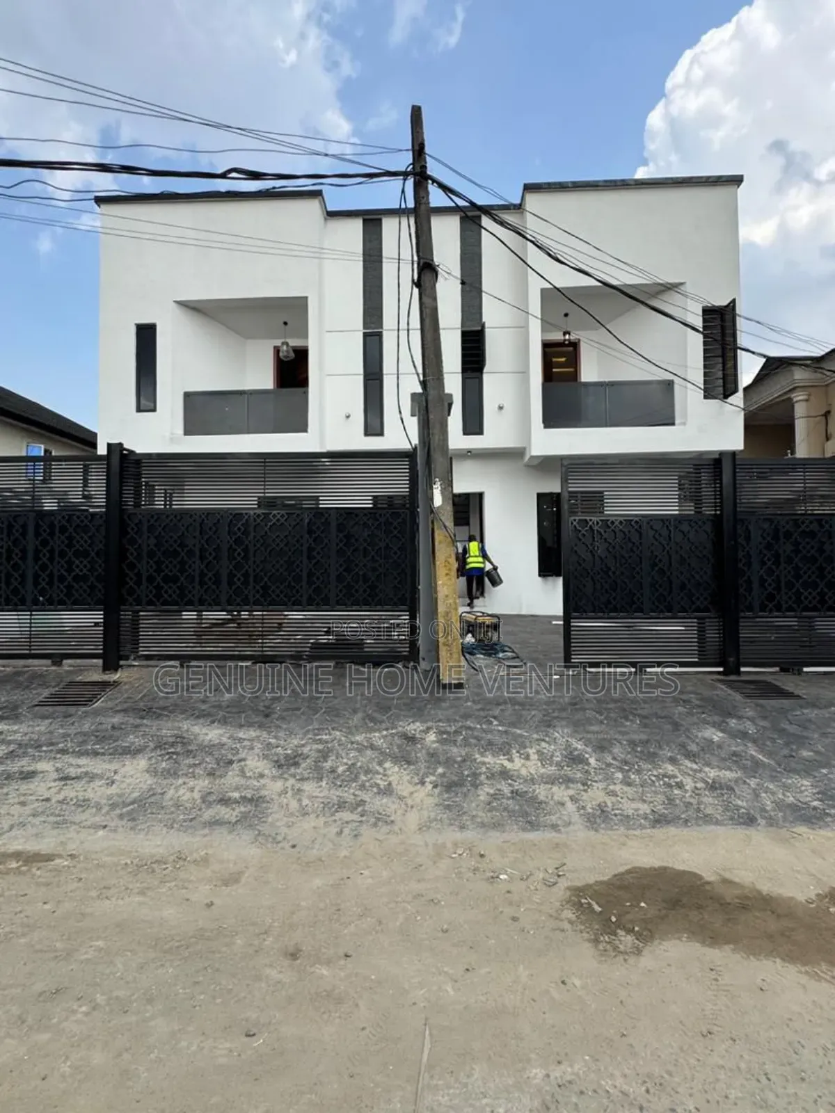 4bdrm Duplex in Gbagada for sale