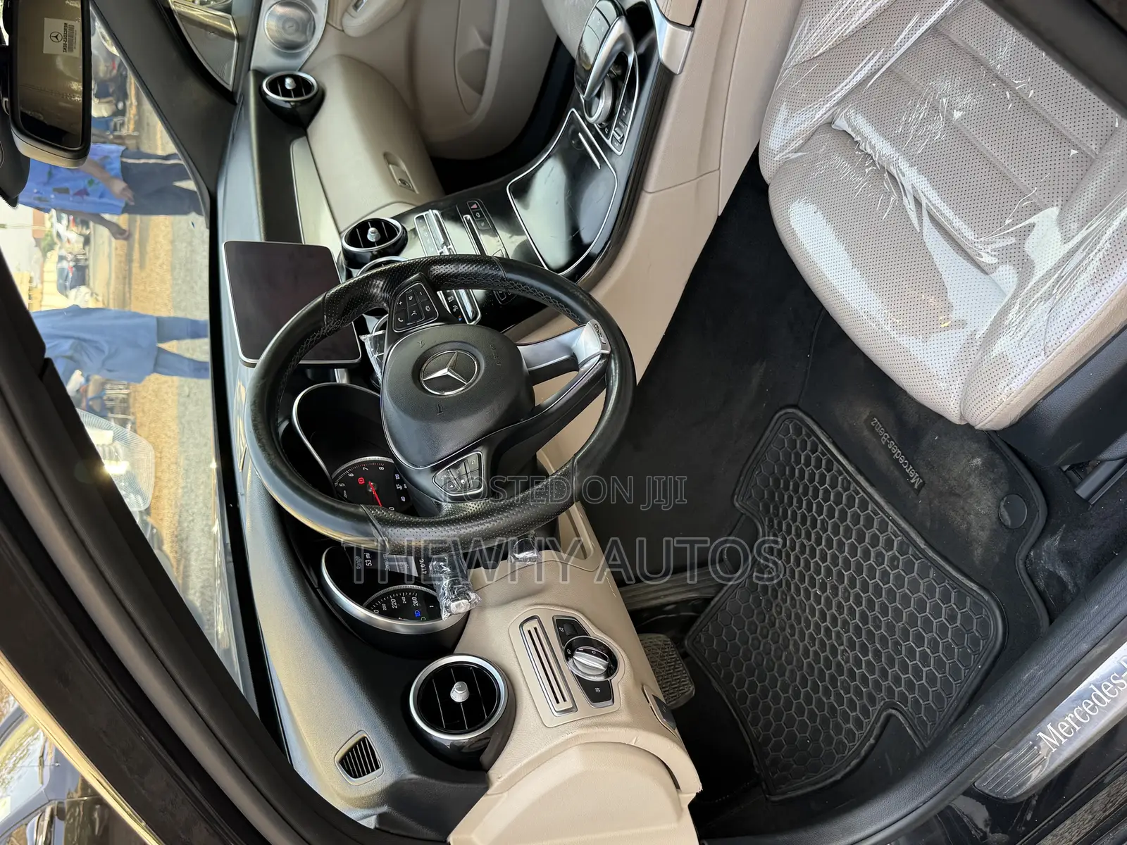 Mercedes-Benz C400 4Matic AWD Sedan (3.0L V6 7A) 2015 Black