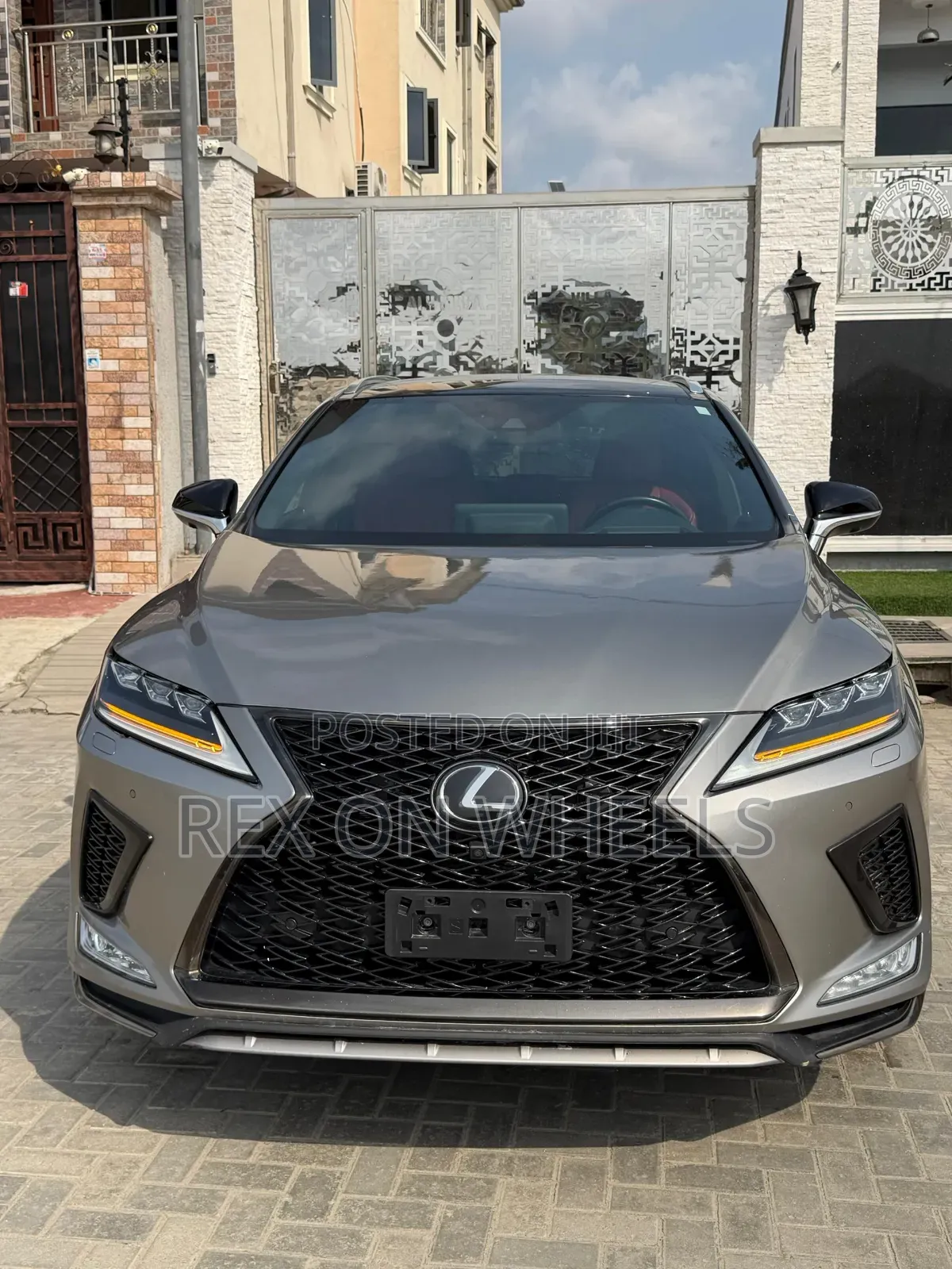 Lexus RX 2022 Ivory