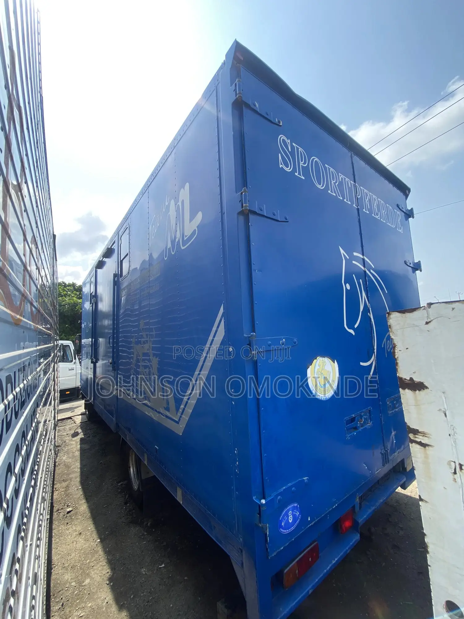 Mercedes Benz 814 Containerbody